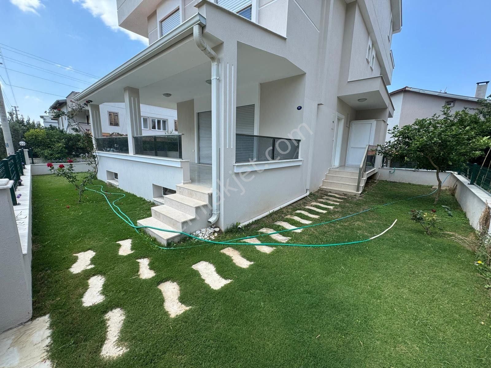 Özdere'de Köşe Konumda Geniş Ferah 4+1 Villa | Gökçen Emlak - Görsel 3