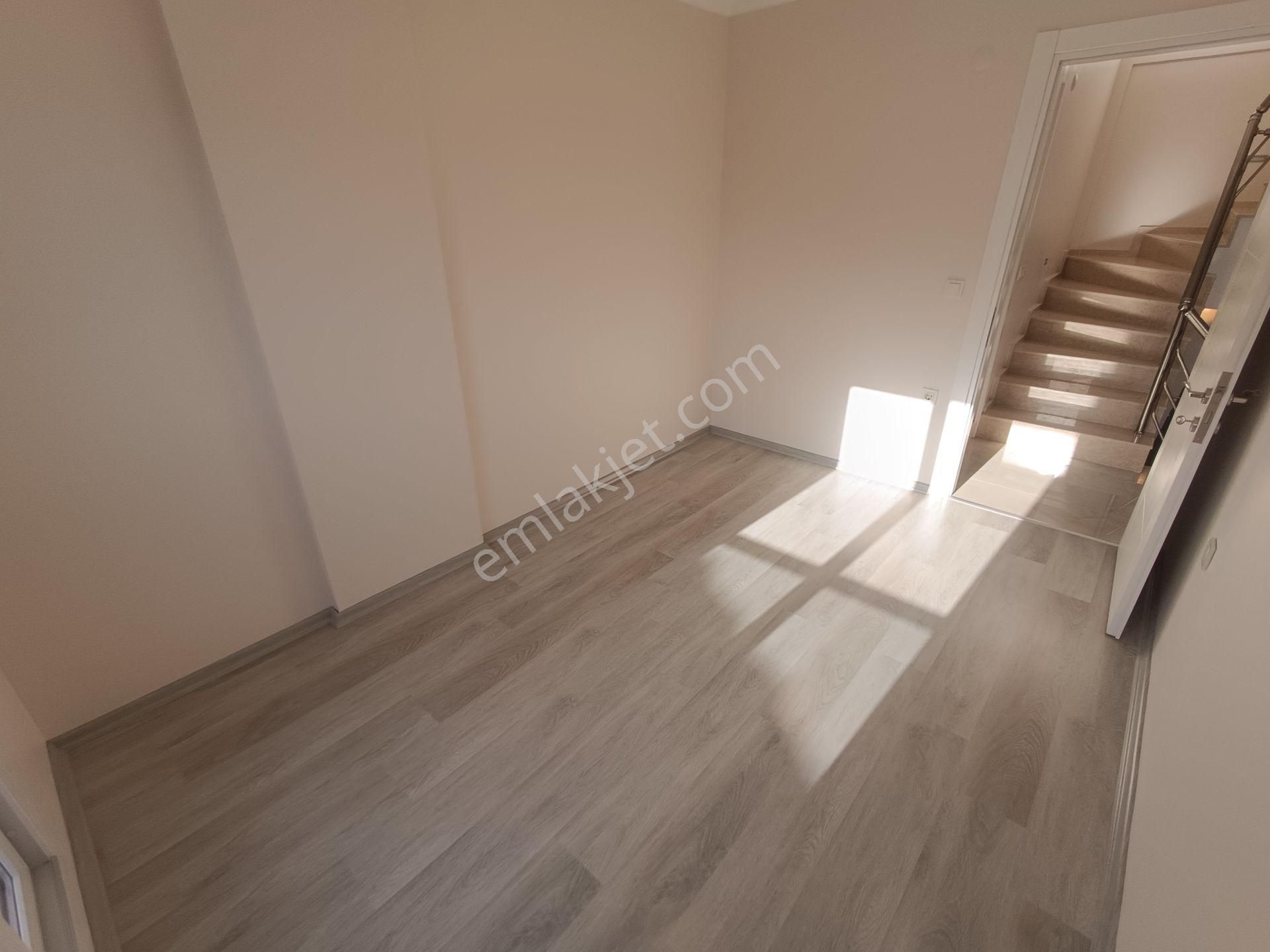 Özdere'de Köşe Konumda Geniş Ferah 4+1 Villa | Gökçen Emlak - Görsel 15