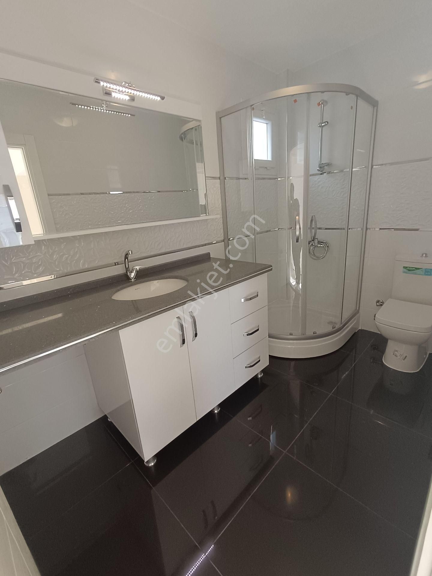 Özdere'de Köşe Konumda Geniş Ferah 4+1 Villa | Gökçen Emlak - Görsel 33