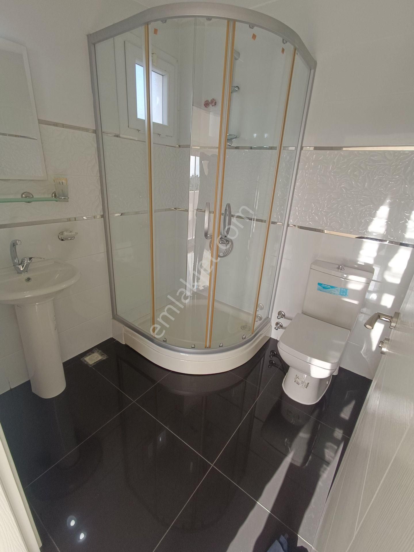 Özdere'de Köşe Konumda Geniş Ferah 4+1 Villa | Gökçen Emlak - Görsel 27