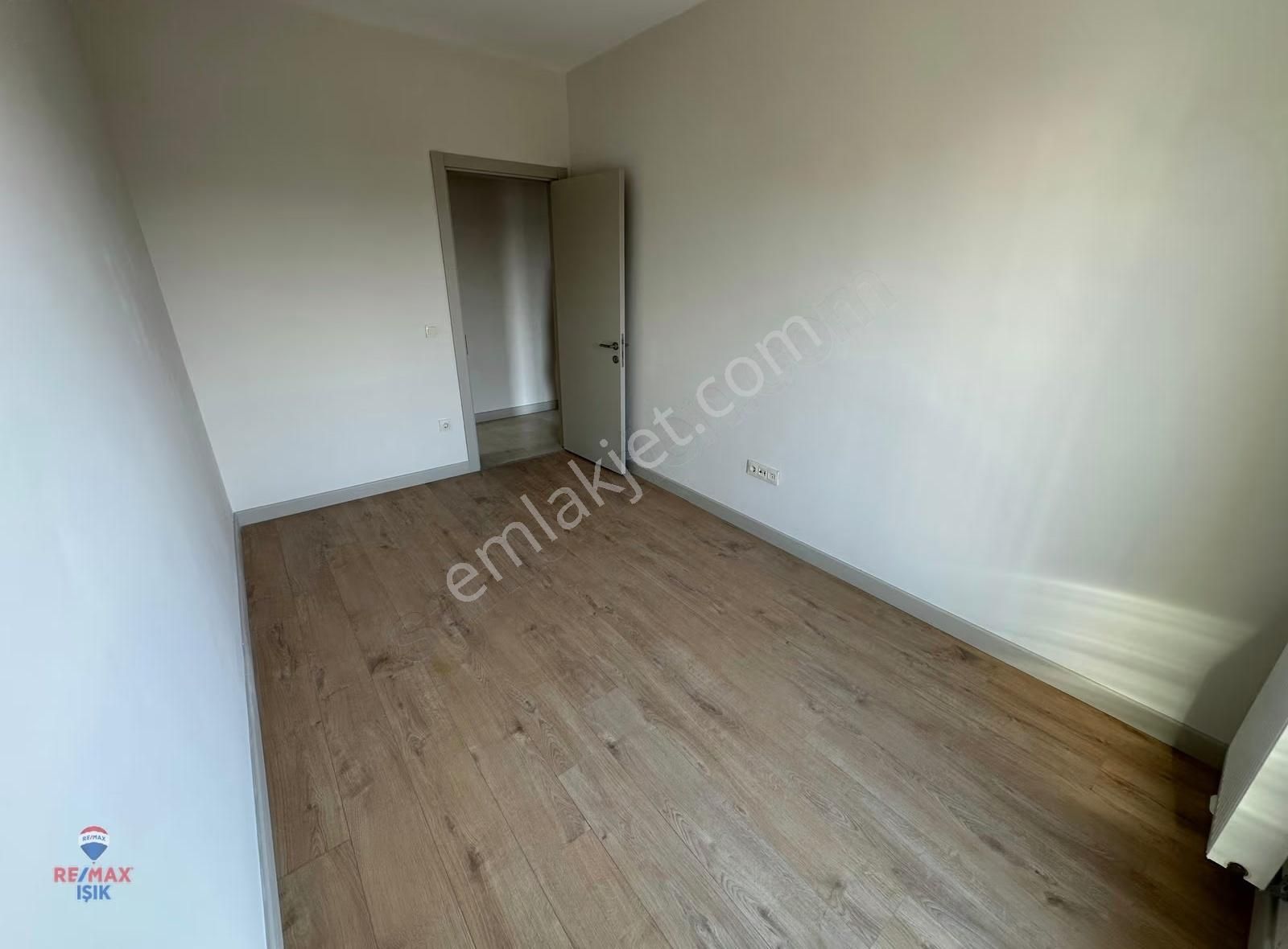 Sultanbeyli Mimar Sinan Evlerinde Satılık Sıfır 3+1 Daire - Görsel 3