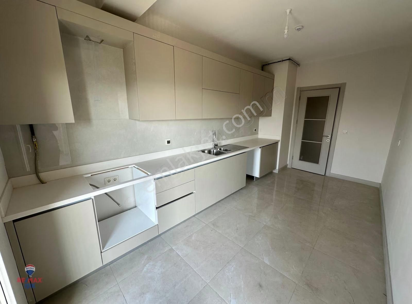 Sultanbeyli Mimar Sinan Evlerinde Satılık Sıfır 3+1 Daire - Görsel 8