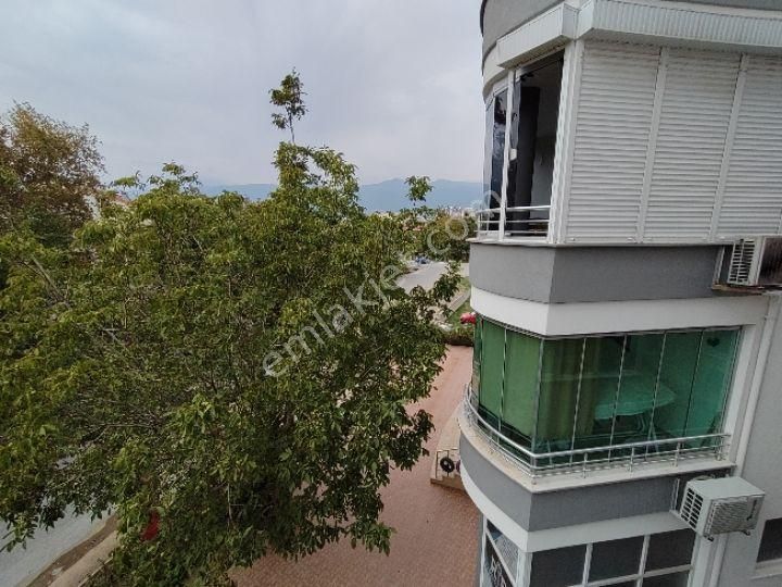 Balıkesir Edremit Akçayda Satılık Eşyalı Ara Kat Üç Cepheli Daire - Görsel 13