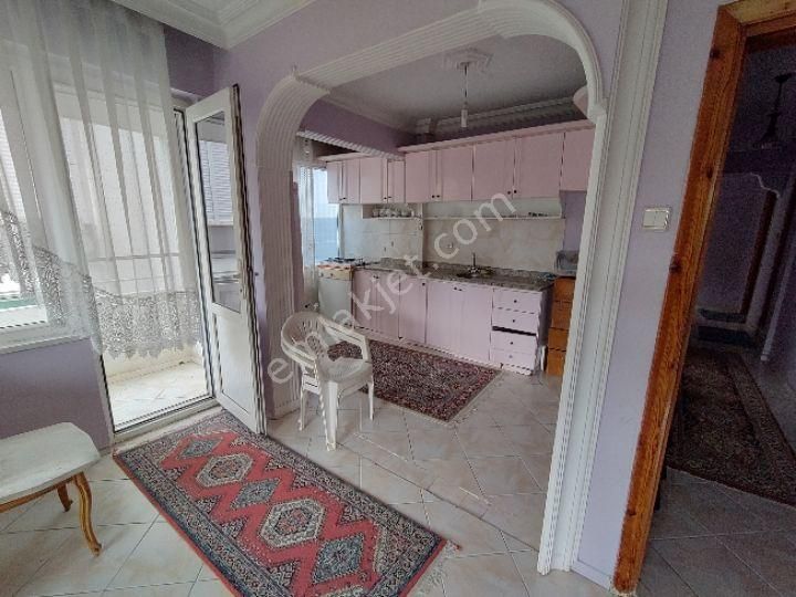 Balıkesir Edremit Akçayda Satılık Eşyalı Ara Kat Üç Cepheli Daire - Görsel 10