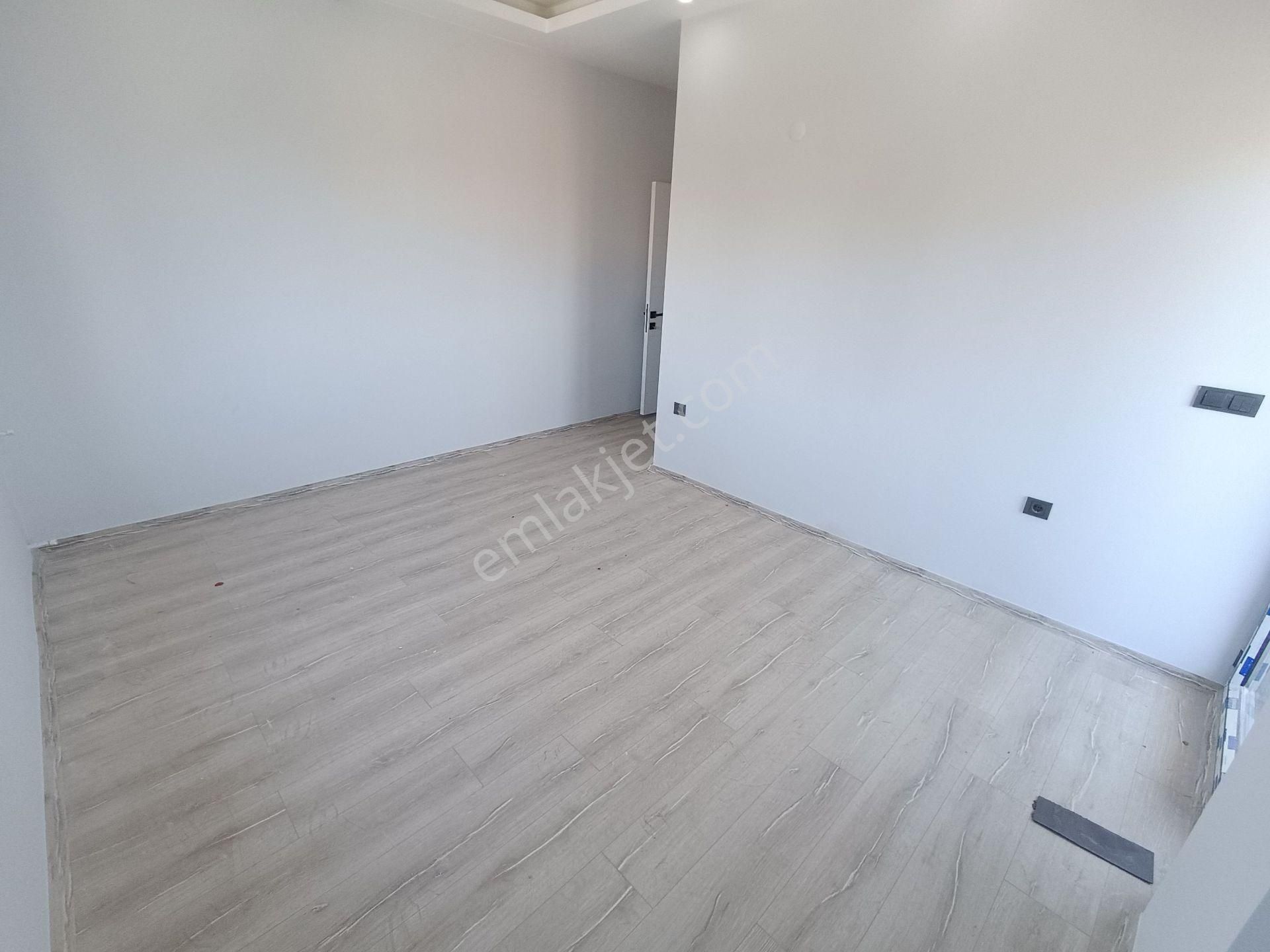 Özdere'de Köşe Konumda 2+1 Geniş Bahçeli Sıfır Villa | Gökçen Emlak - Görsel 13