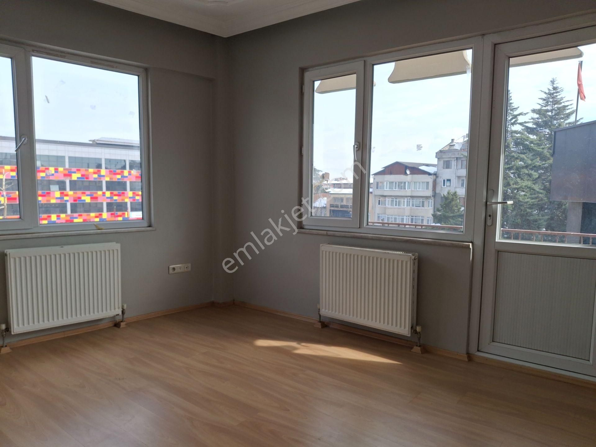 Fırsat!! Düzce, Spor Sok. 2+1 Açık Mutfak Net 80m² Satılık Daire - Görsel 10