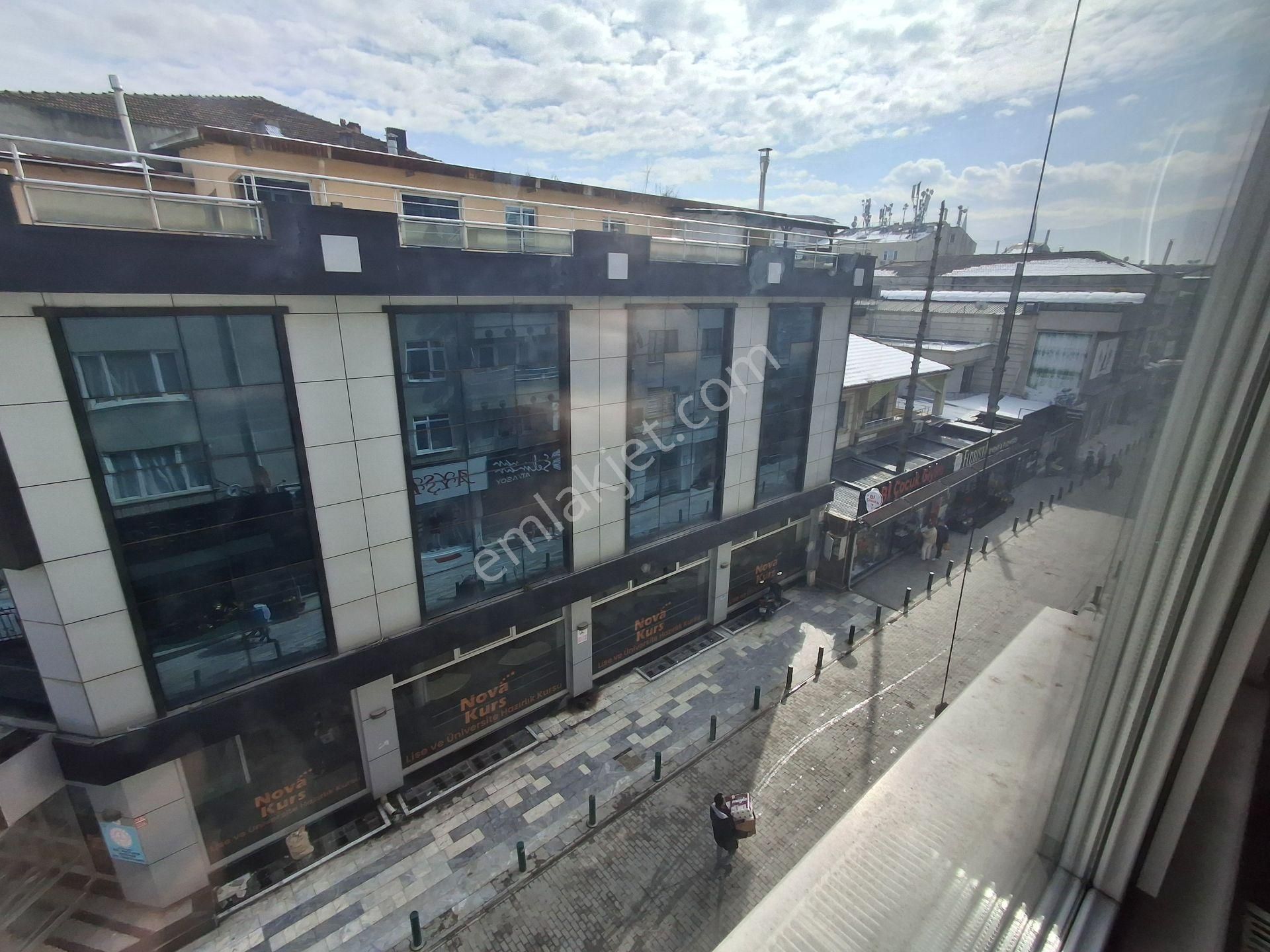 Fırsat!! Düzce, Spor Sok. 2+1 Açık Mutfak Net 80m² Satılık Daire - Görsel 7