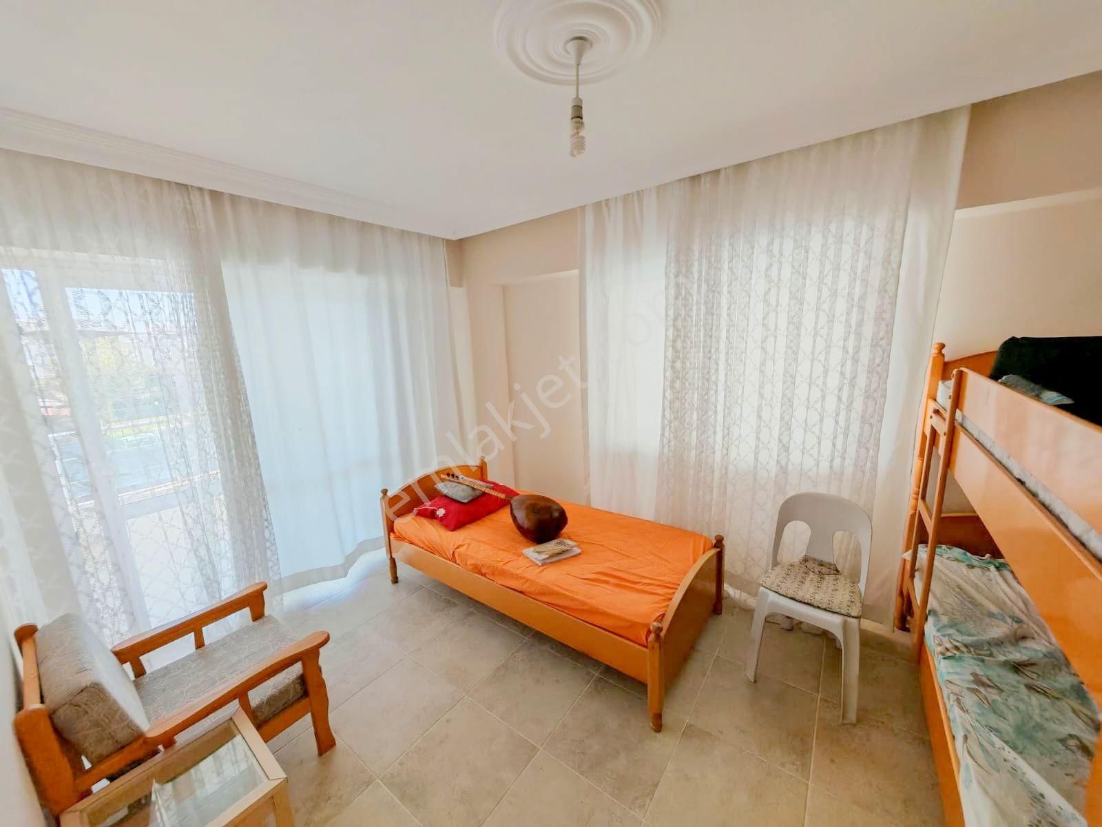 Didim Altınkumda Satılık Denize Yakın-havuzlu Sitede 4+1 Eşyalı Dublex - Görsel 16