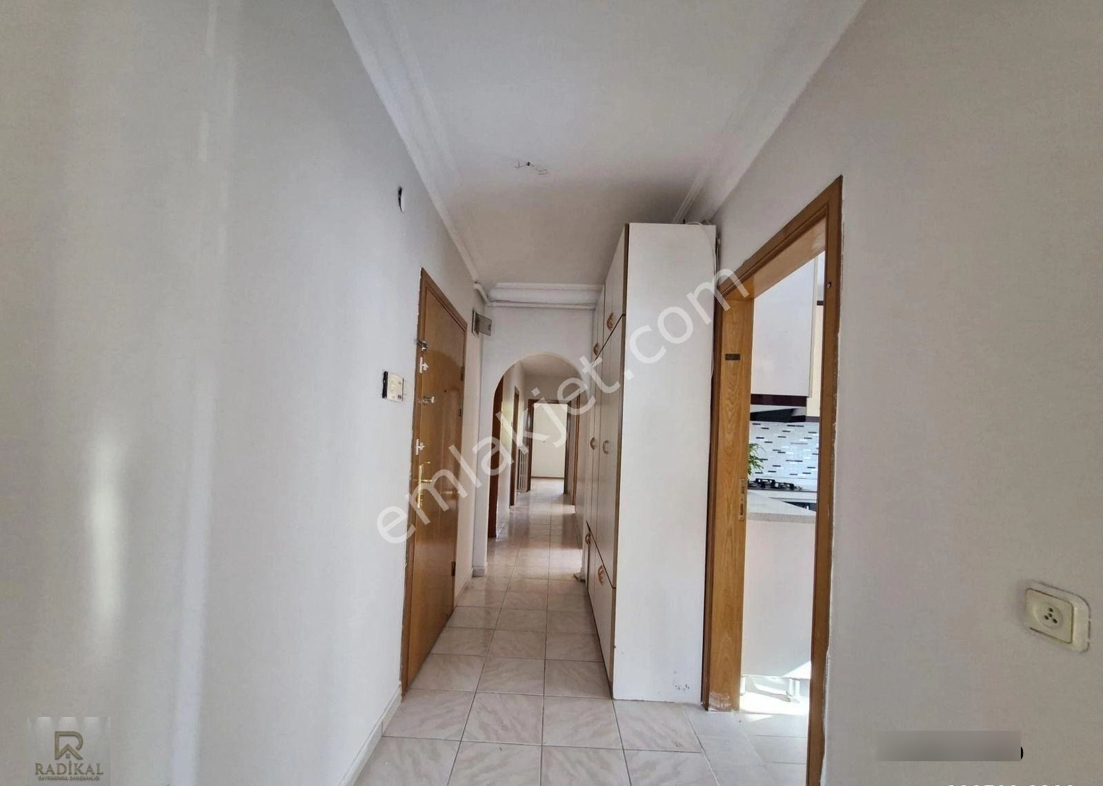 Birlik Mahallesi 439. Sokak Üzeri Ara Katta Kiralık 3+1 Daire........ - Görsel 24