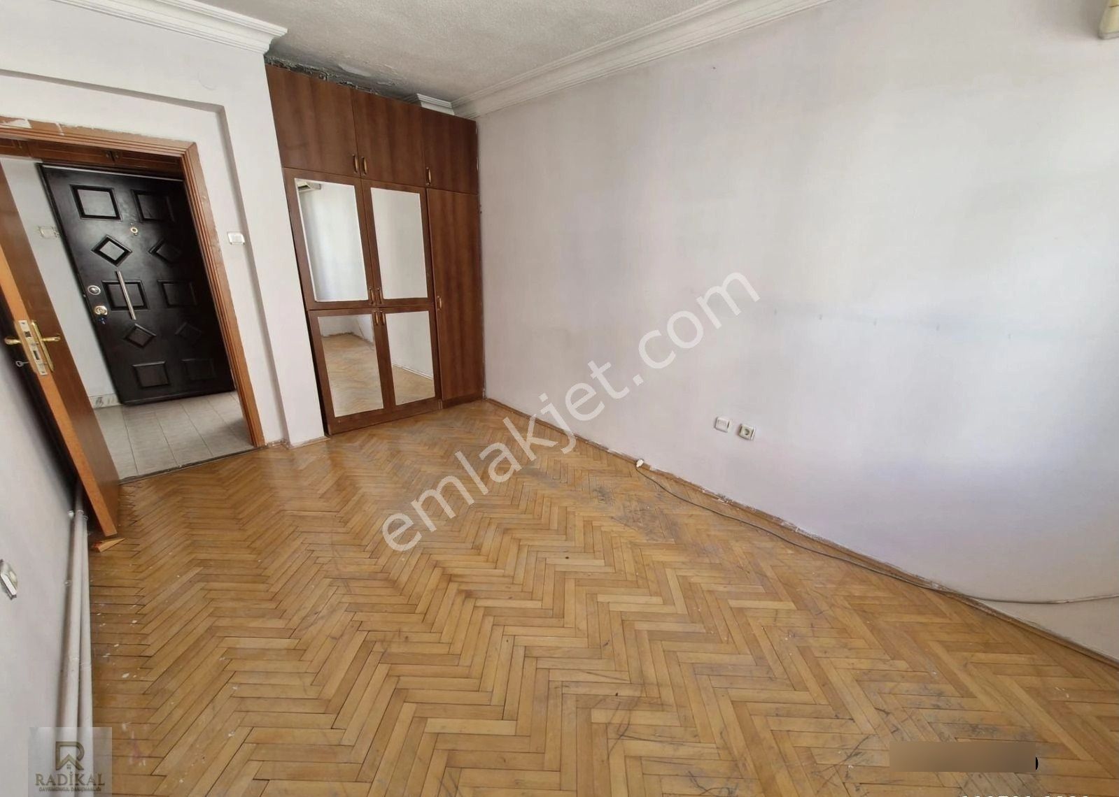 Murat Mahallesi Ulubey Sokakta Oturuma Hazır Kiralık 3+1 Daire........ - Görsel 4