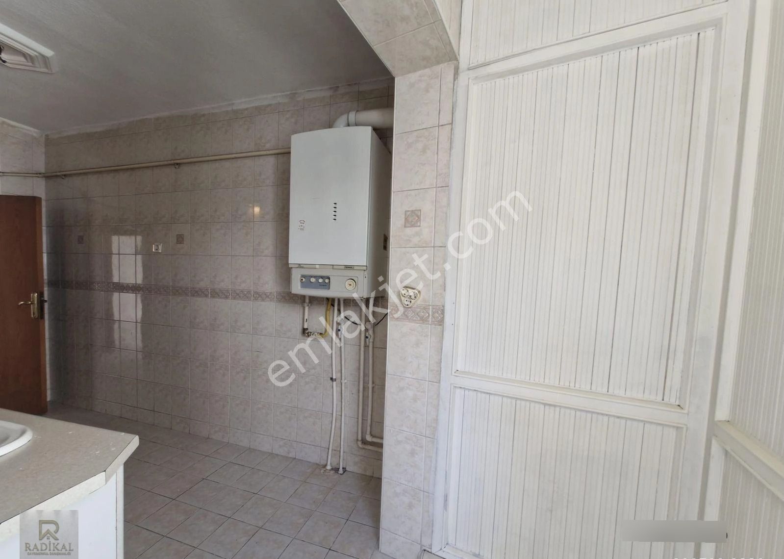 Murat Mahallesi Ulubey Sokakta Oturuma Hazır Kiralık 3+1 Daire........ - Görsel 24