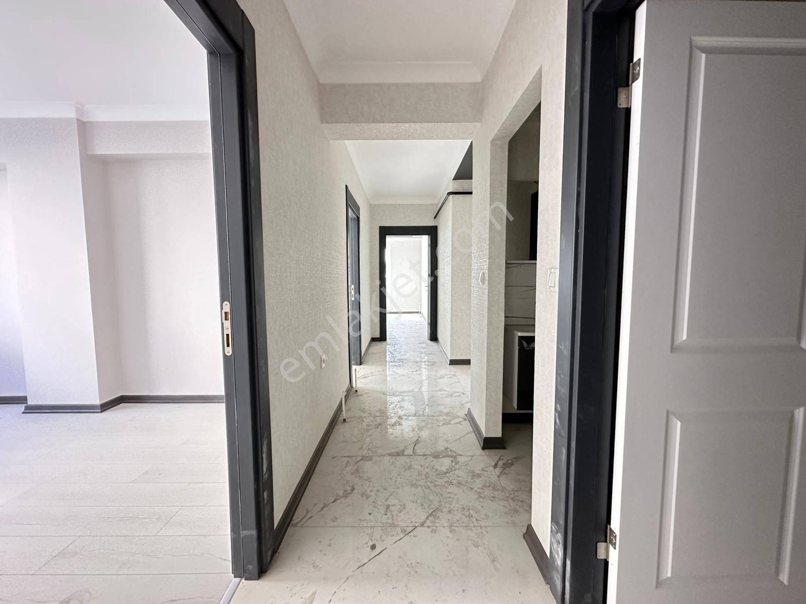 Karapürçek Mahallesinde Külliye Mevki 3+1 Full Yapılı Daire - Görsel 18