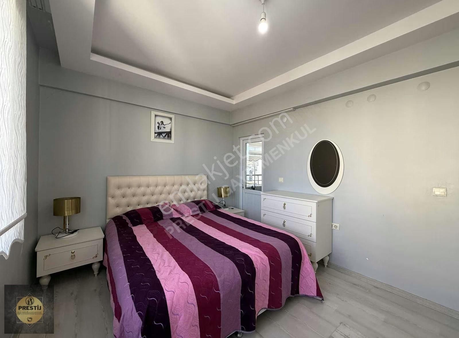 Ana Cadde Üzeri K. Otoparklı - Geniş Oturumlu Meskenli Daire - Görsel 23