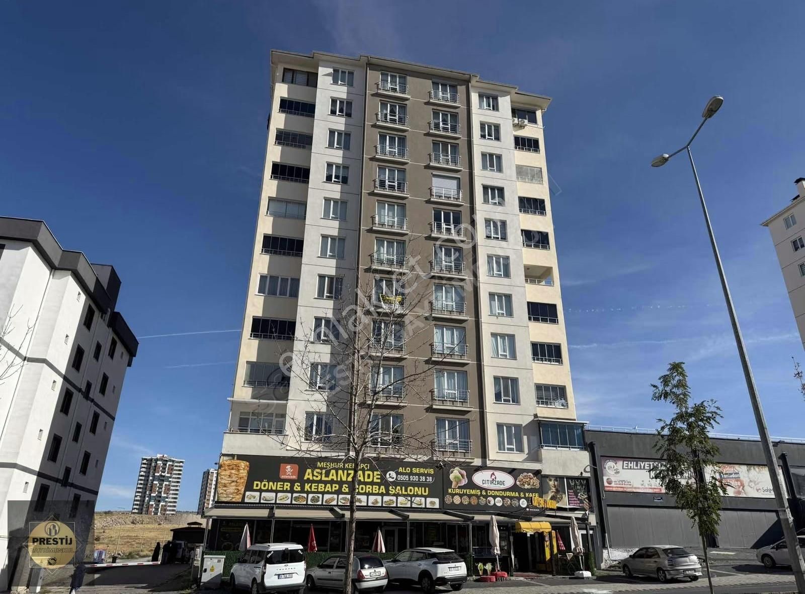 Ana Cadde Üzeri K. Otoparklı - Geniş Oturumlu Meskenli Daire - Görsel 24