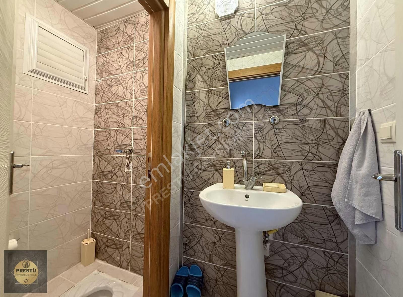 Ana Cadde Üzeri K. Otoparklı - Geniş Oturumlu Meskenli Daire - Görsel 6