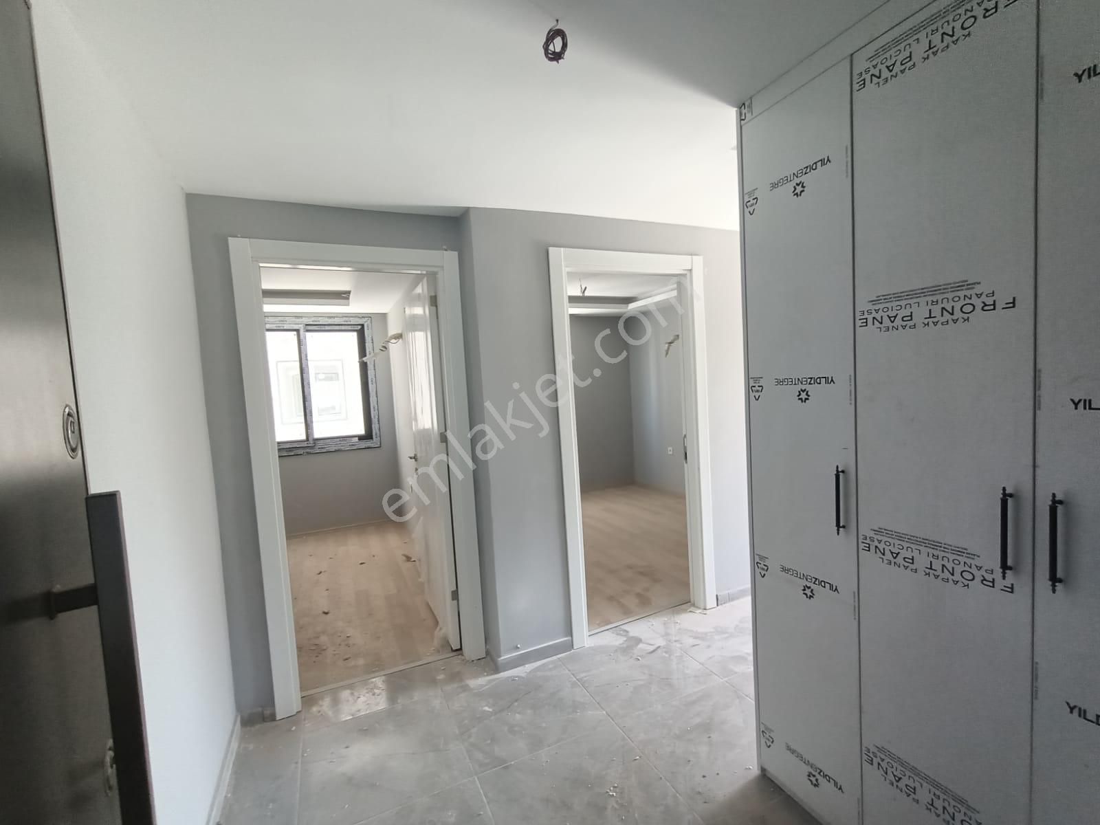 İz'den Bulvar Üzeri Site İçin'de Emsalsiz Fırsat Dairesi - Görsel 9