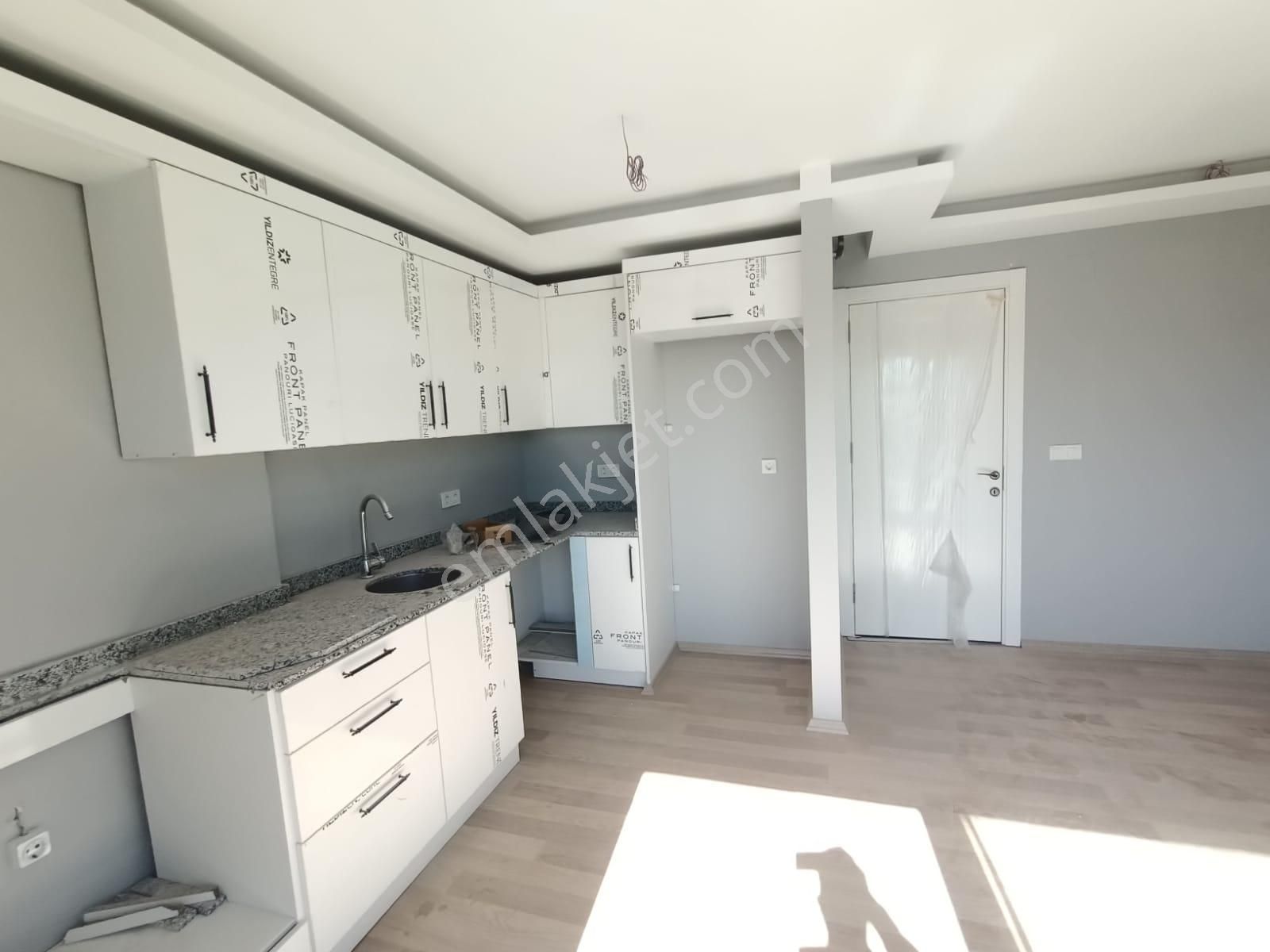 İz'den Bulvar Üzeri Site İçin'de Emsalsiz Fırsat Dairesi - Görsel 5