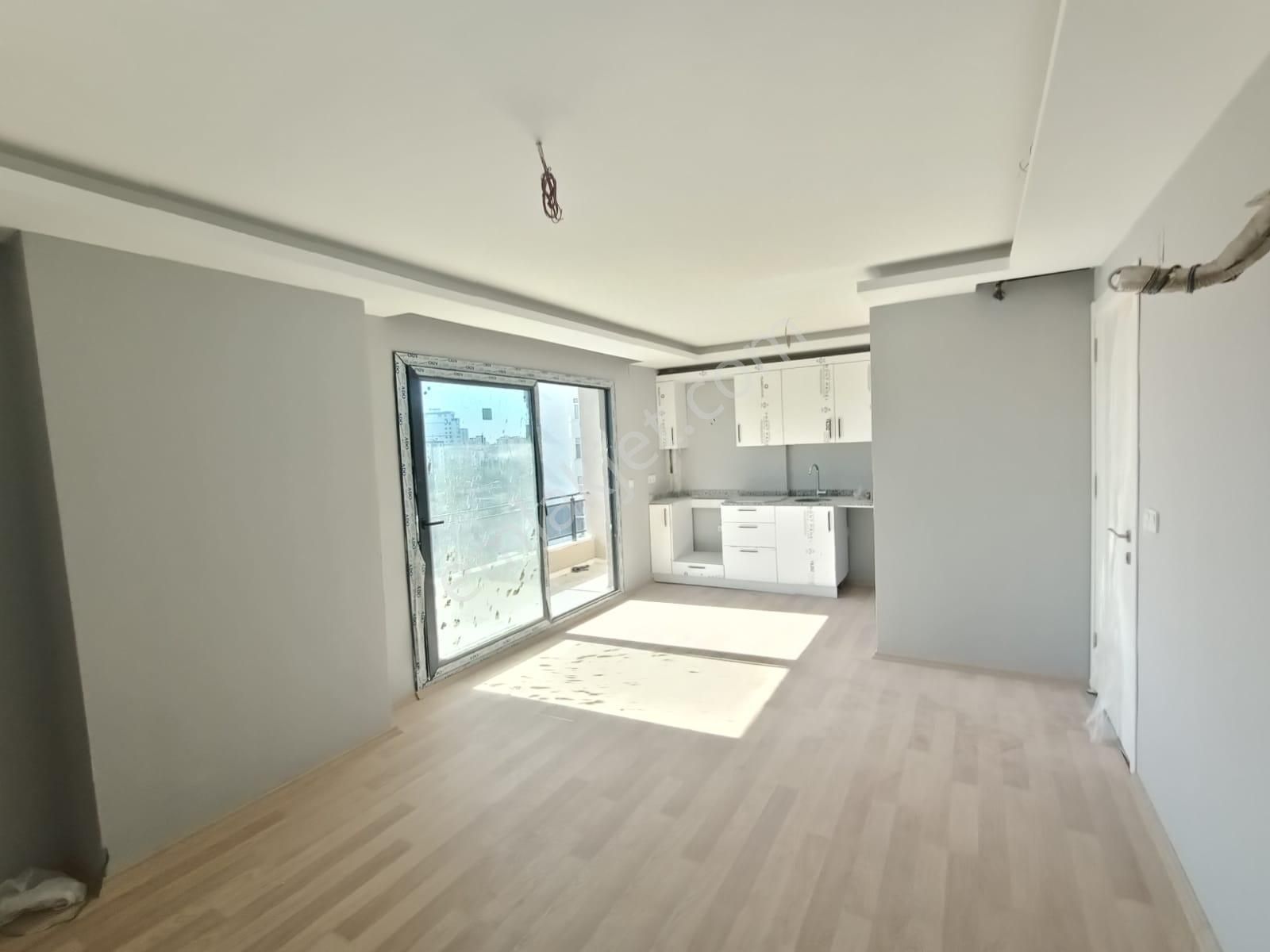 İz'den Bulvar Üzeri Site İçin'de Emsalsiz Fırsat Dairesi - Görsel 4