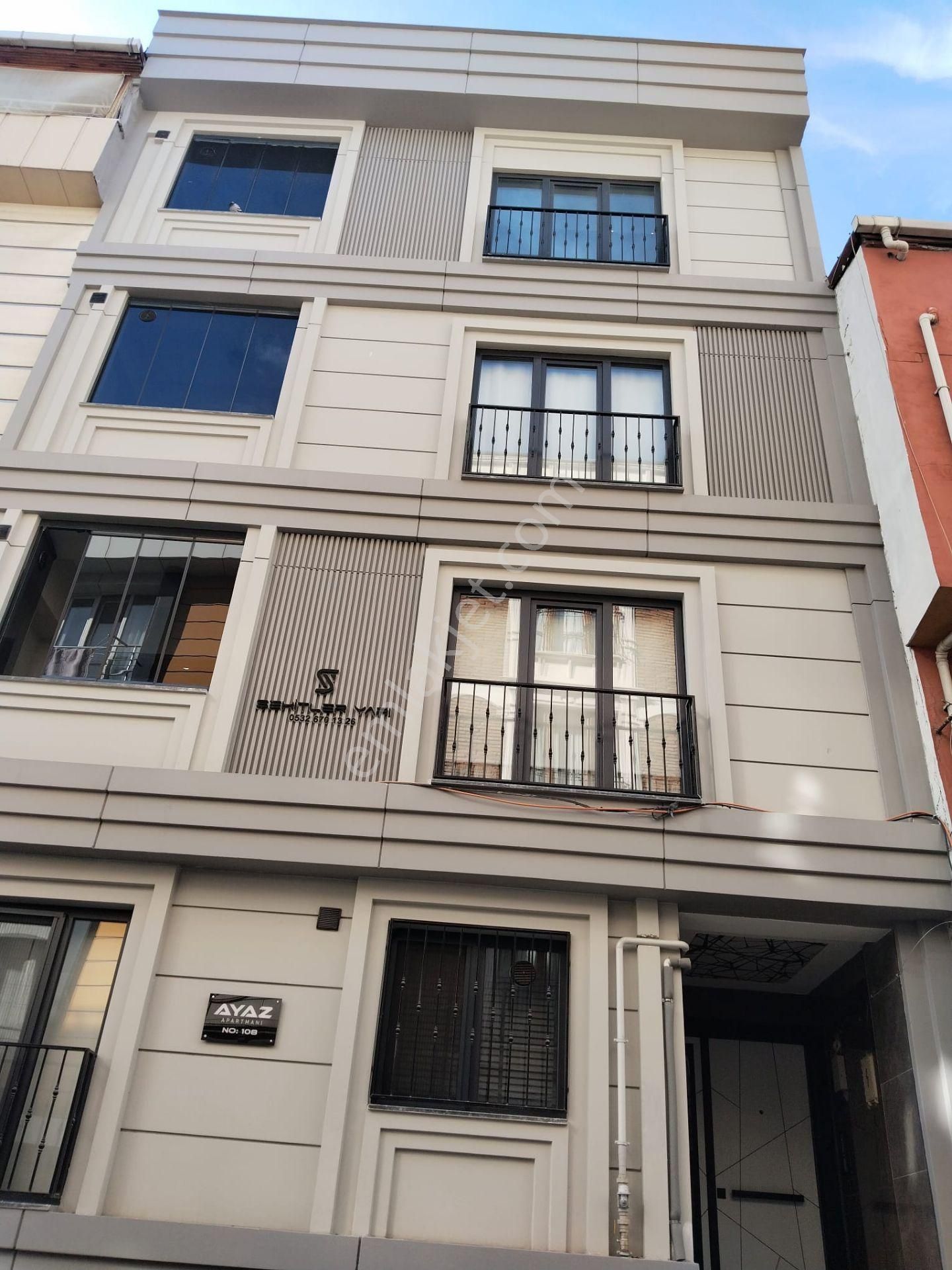 Bayrampaşa Altıntepsi Mahallesi Satılık Çatı Arası Piyesli Dublex Daire - Görsel 29