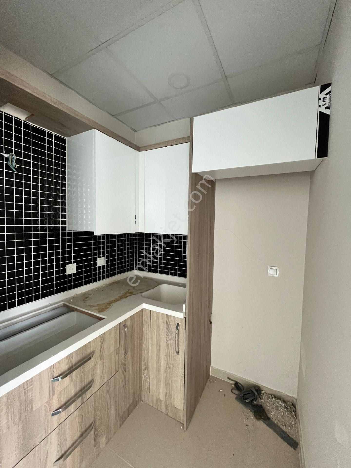 Full Deniz Manzaralı Plazada Kiralık Ofis - Görsel 19