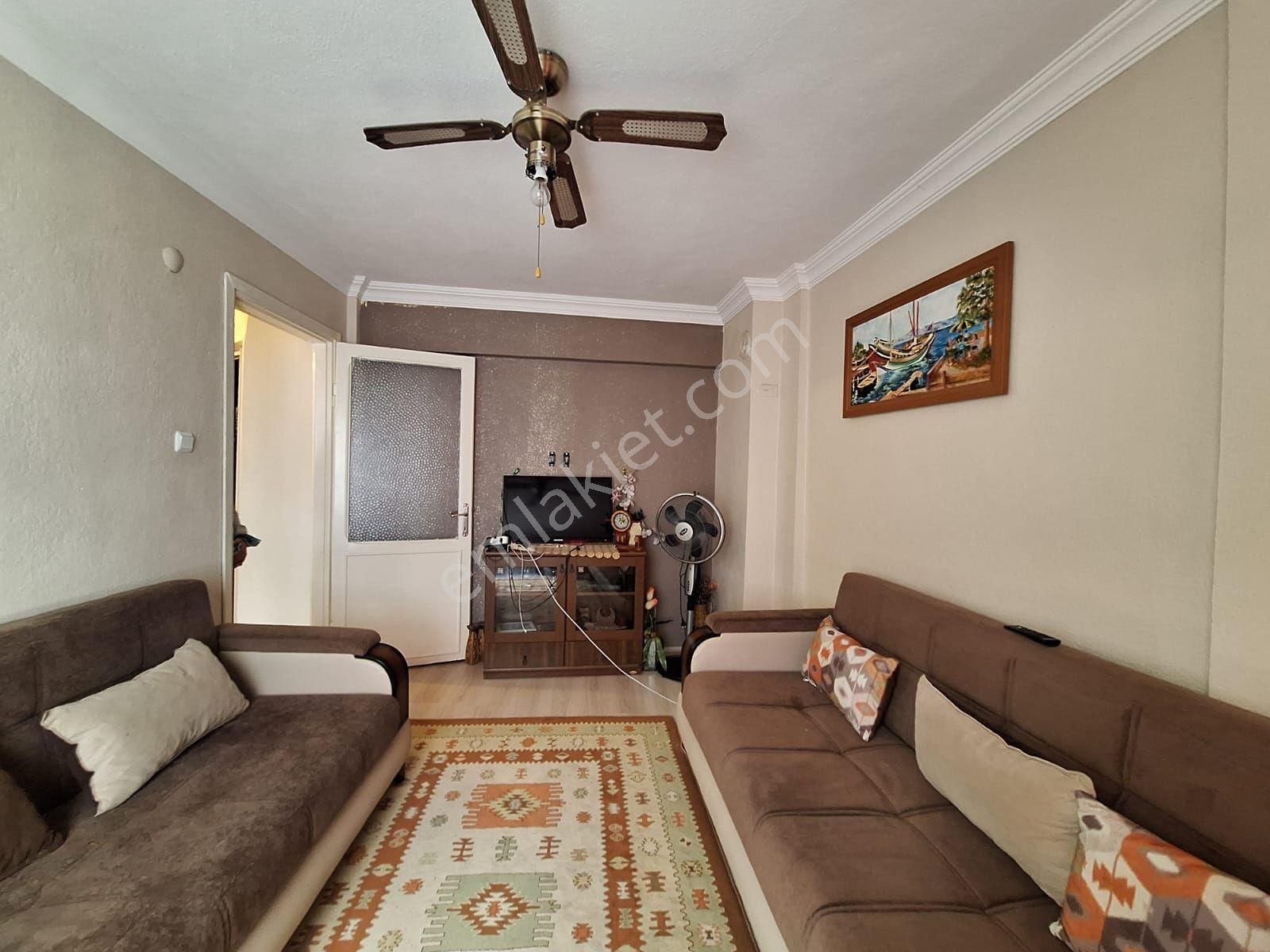 Salimbey Mahallesinde çarşı İçinde Ziraat Bankası Karşısı 1+1 55m2  eşyalı Daire - Görsel 2