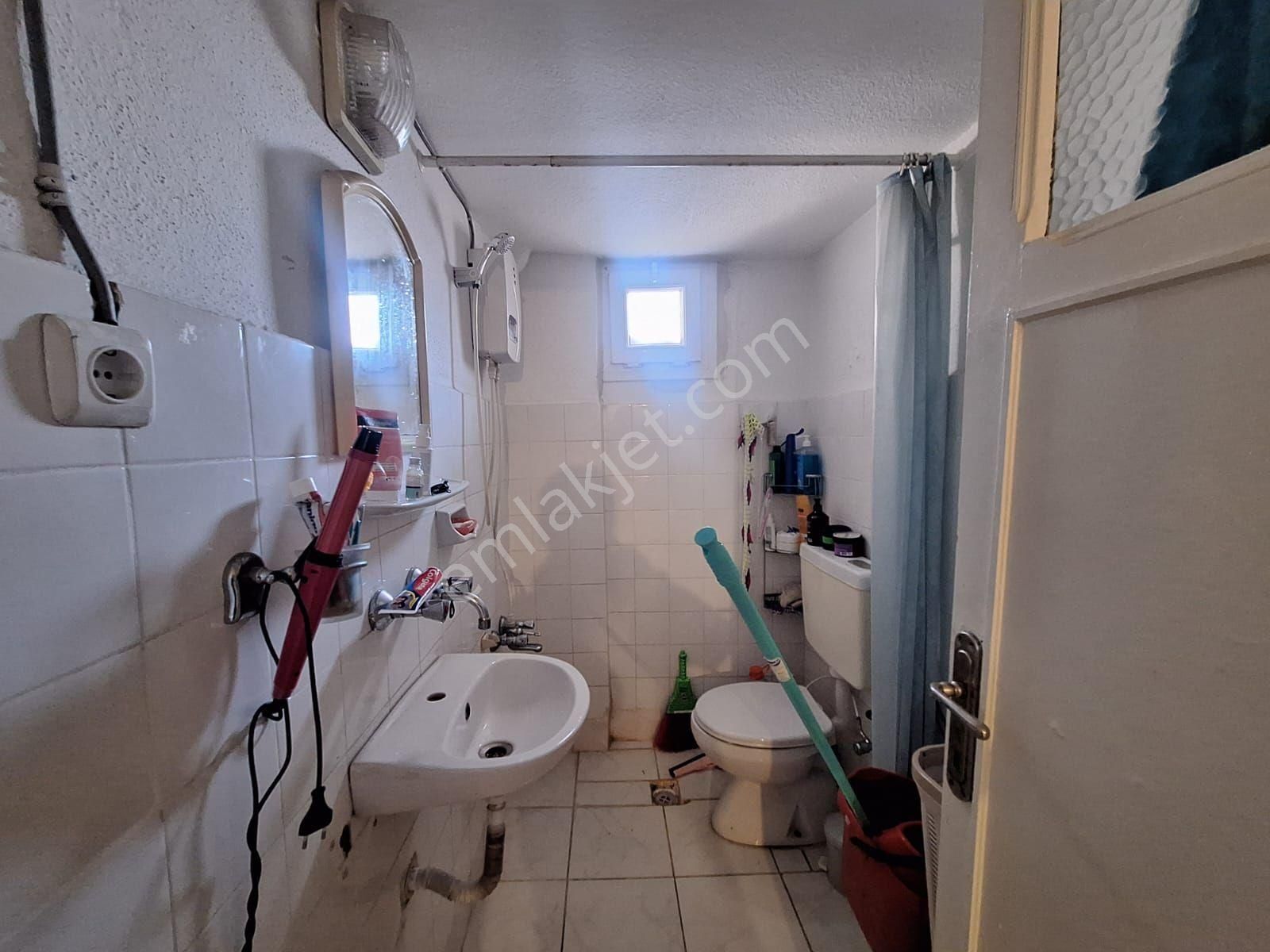 Salimbey Mahallesinde çarşı İçinde Ziraat Bankası Karşısı 1+1 55m2  eşyalı Daire - Görsel 9