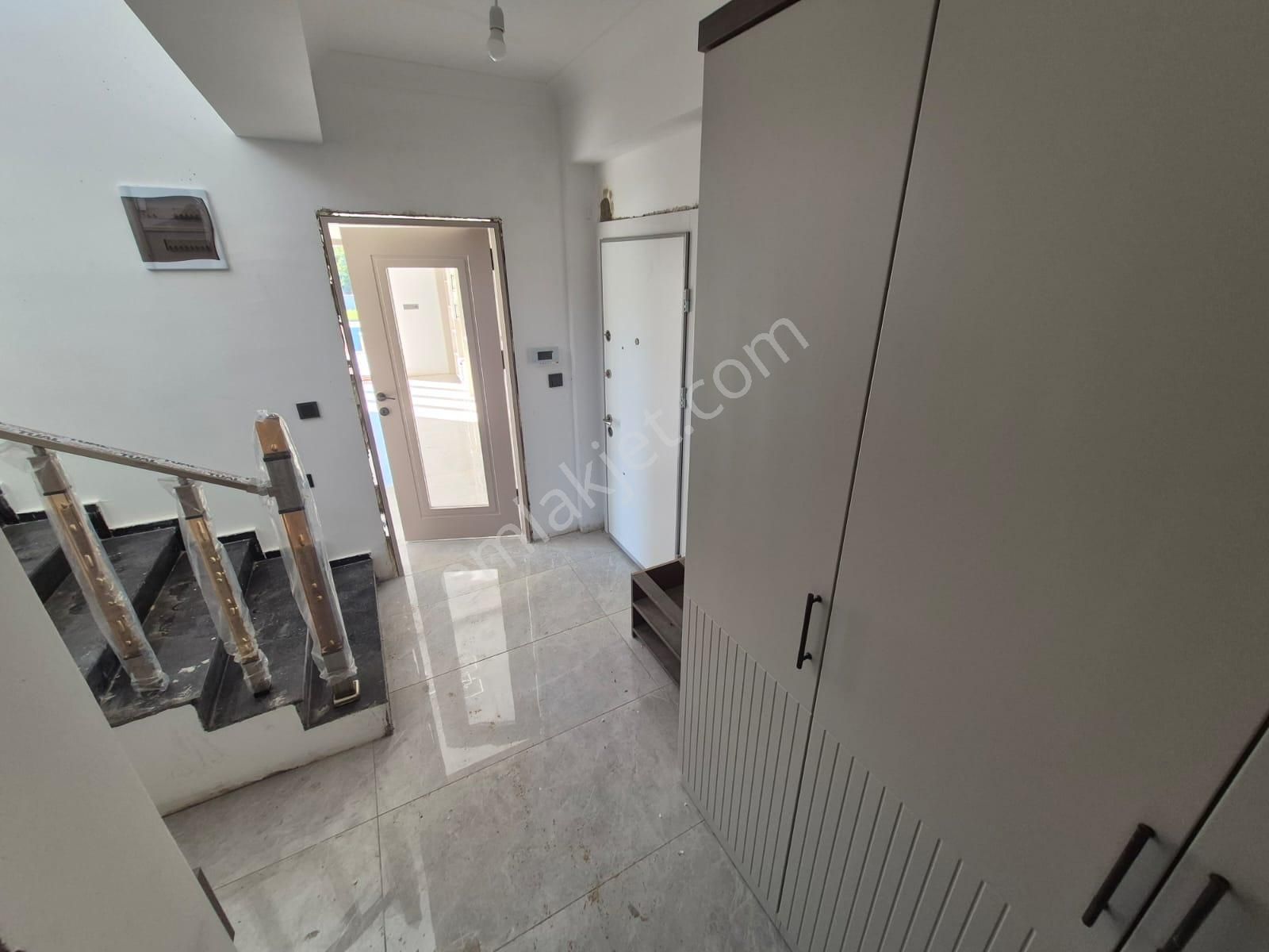 Sabri Pınarbaşı Gayrimenkul'den Akçay'da Satılık Sıfır Tek Müstakil Havuzlu Villa - Görsel 10