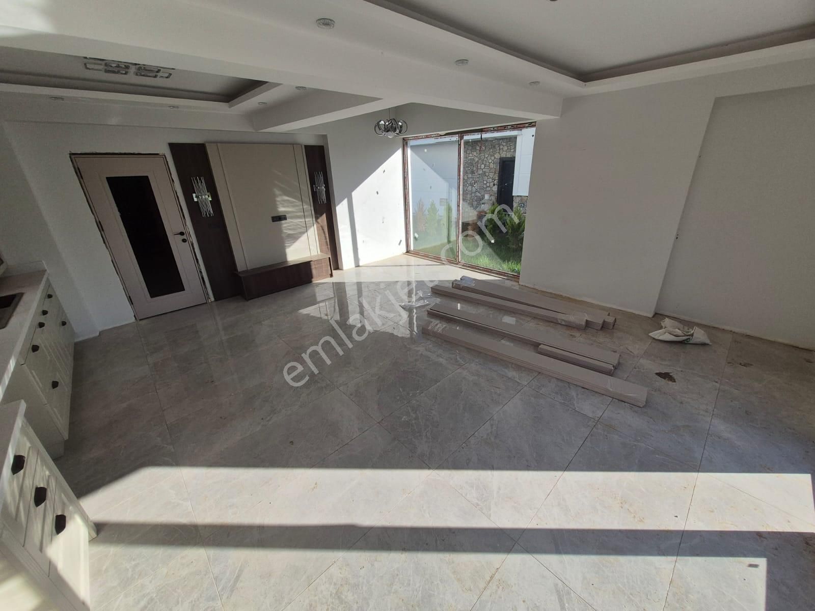 Sabri Pınarbaşı Gayrimenkul'den Akçay'da Satılık Sıfır Tek Müstakil Havuzlu Villa - Görsel 29