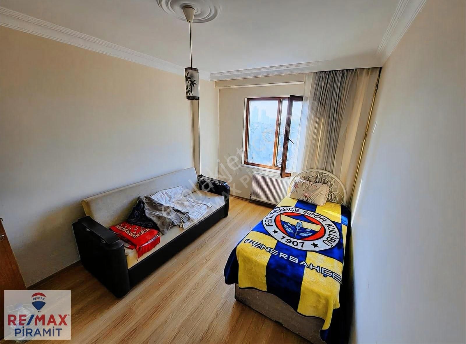 Ümraniye Krizantem Sokakta Resepsiyonlu Sitede Fırsat Daire - Görsel 14