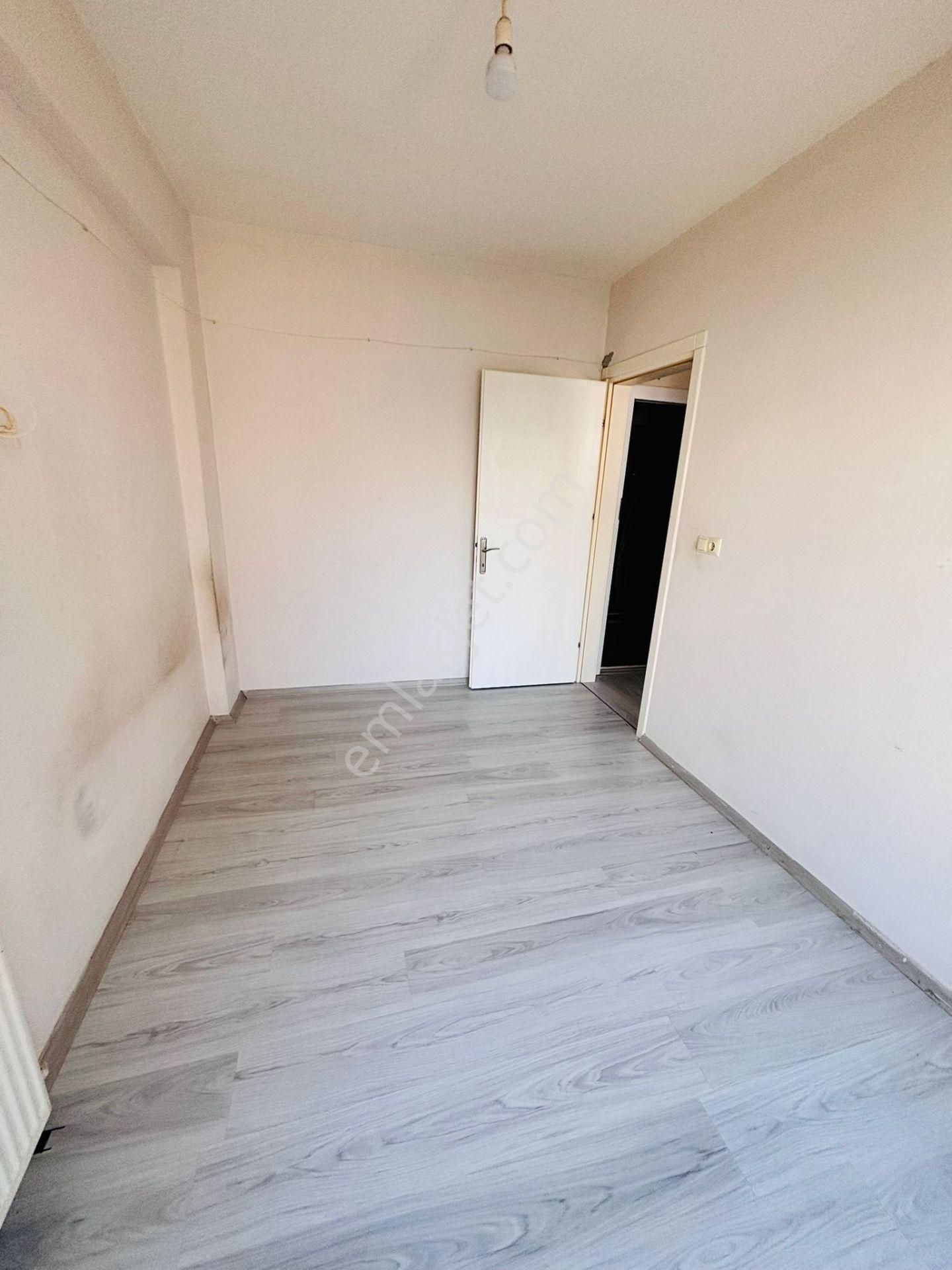 Sümer'de Kampüse Yakın Konumda Ve Balkonlu Satılık 1+1 Daire - Görsel 3