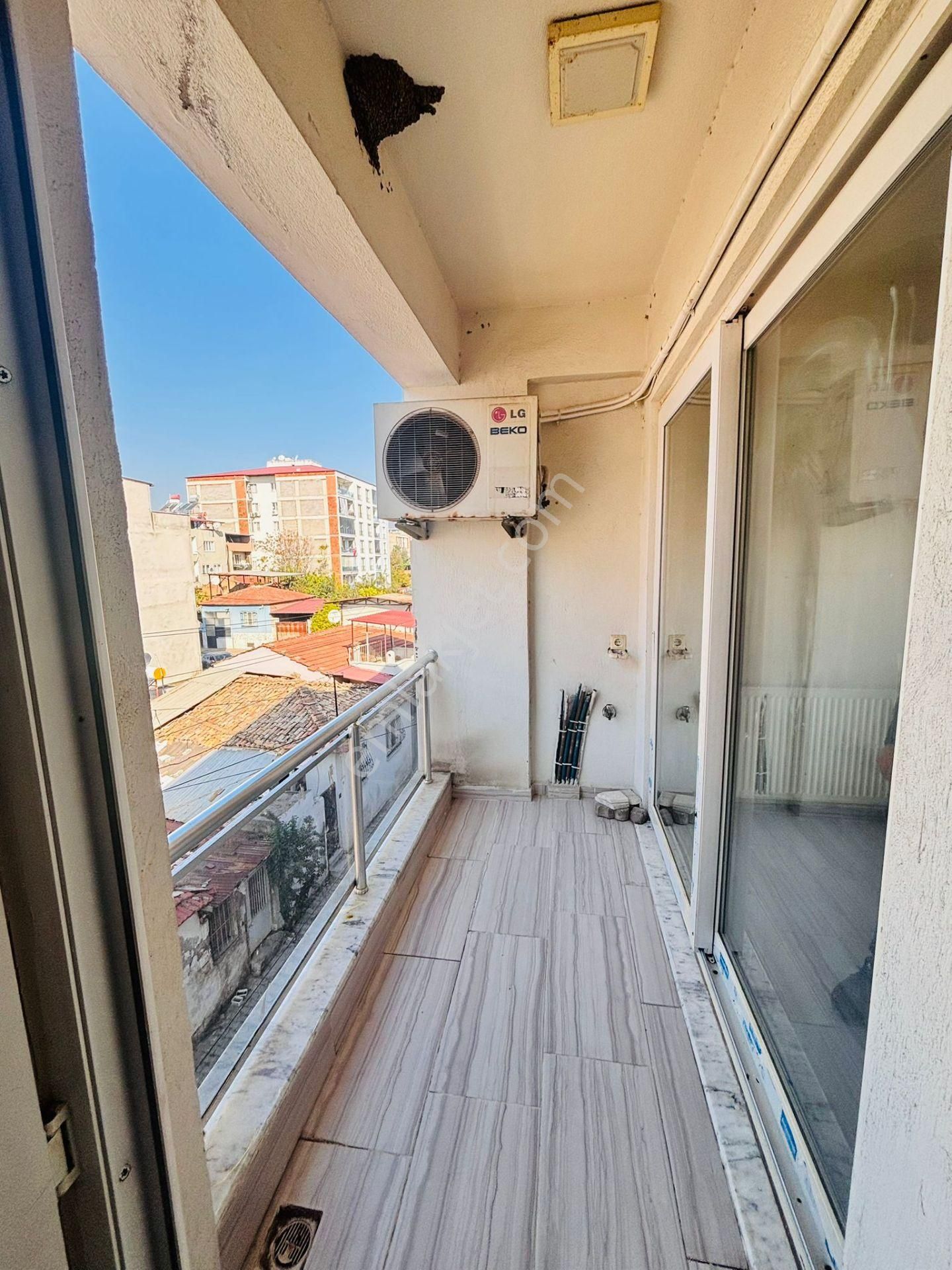 Sümer'de Kampüse Yakın Konumda Ve Balkonlu Satılık 1+1 Daire - Görsel 4