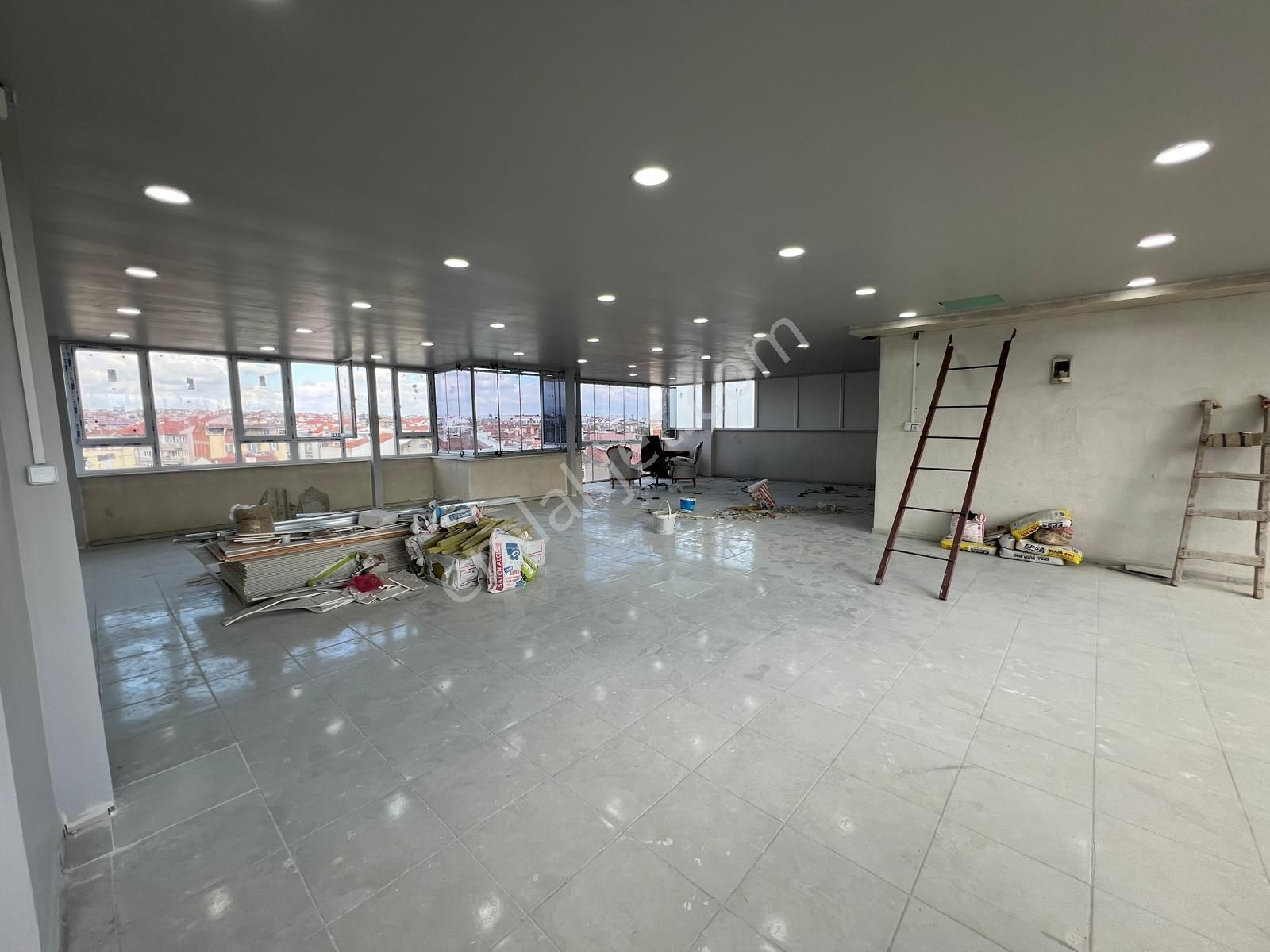 Kiralık 180 M2 Kapalı Teras Kat İş Yeri Çarşı Ve Ttm Yakını - Görsel 8