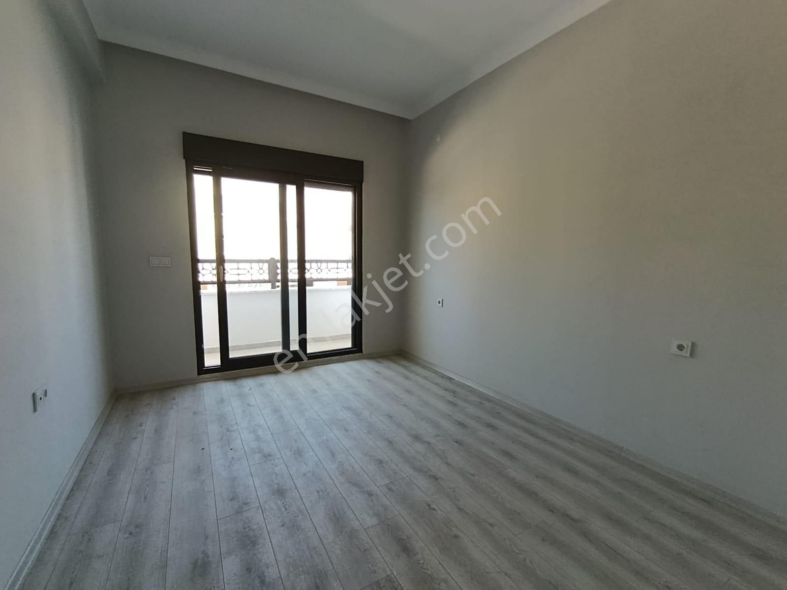 Kerim'den Küçükkuyu Merkezde Satılık 2+1 Site İçi Daire - Görsel 18