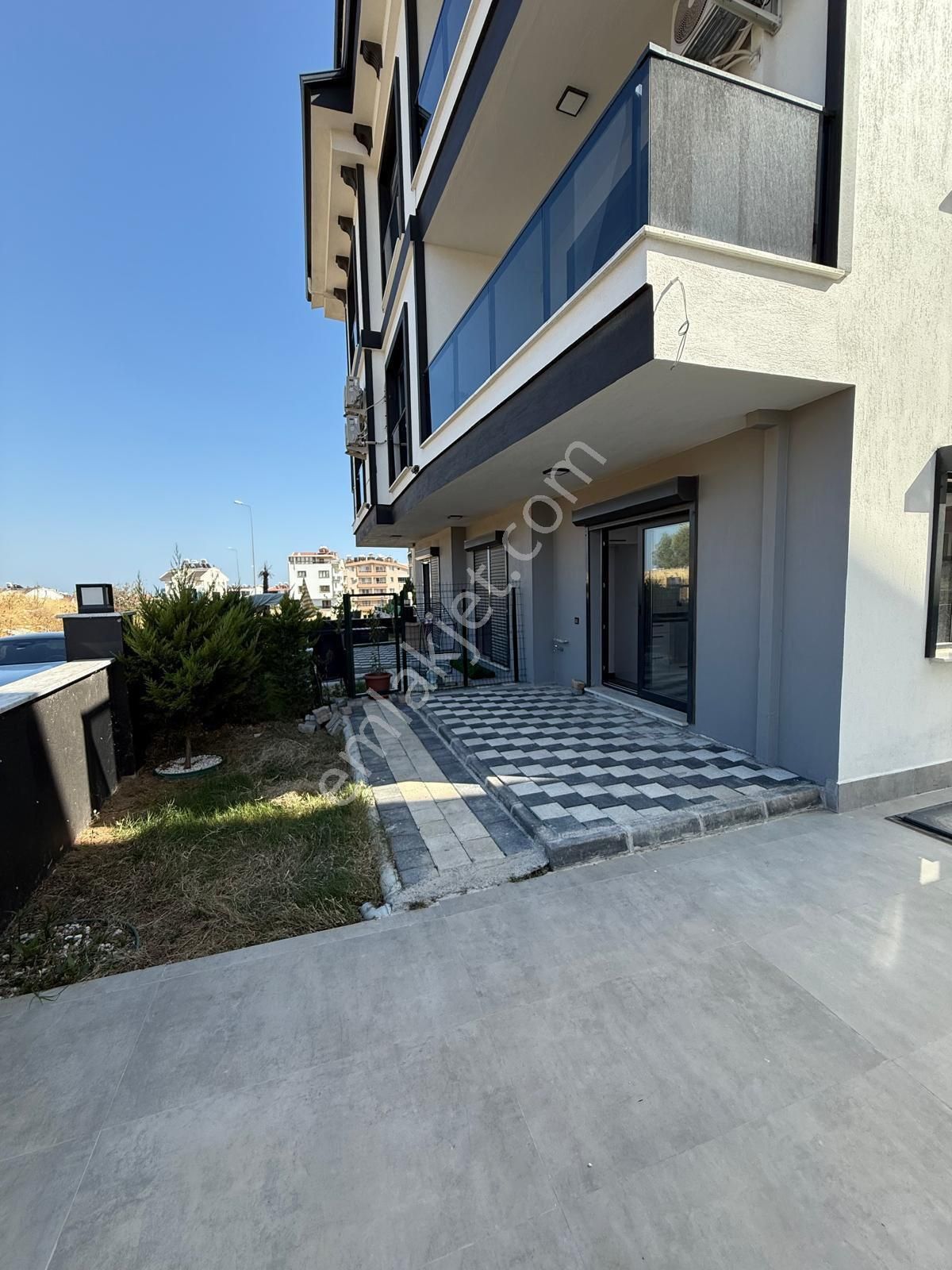 Efeler Havuzlu Bina , 2+1 Giriş Kat Daire - Görsel 9