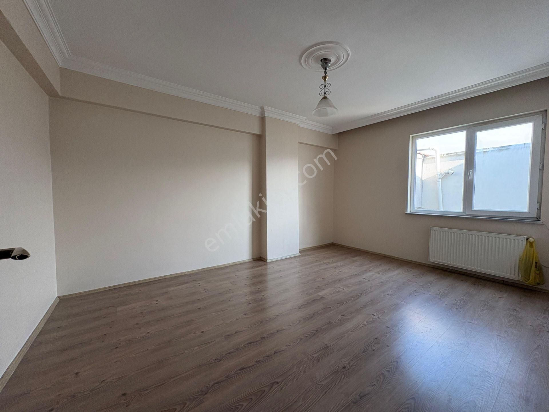 Mudanya Ömerbey De Cadde Üzeri Kiralık Dubleks 5+1 Daire - Görsel 13