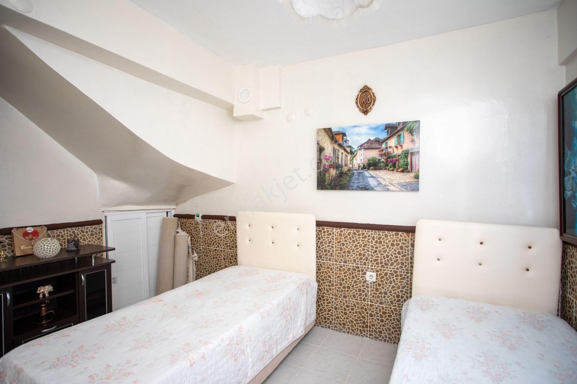 Foça Denizkent Sitesinde Satılık 2+1 Dubleks - Görsel 11