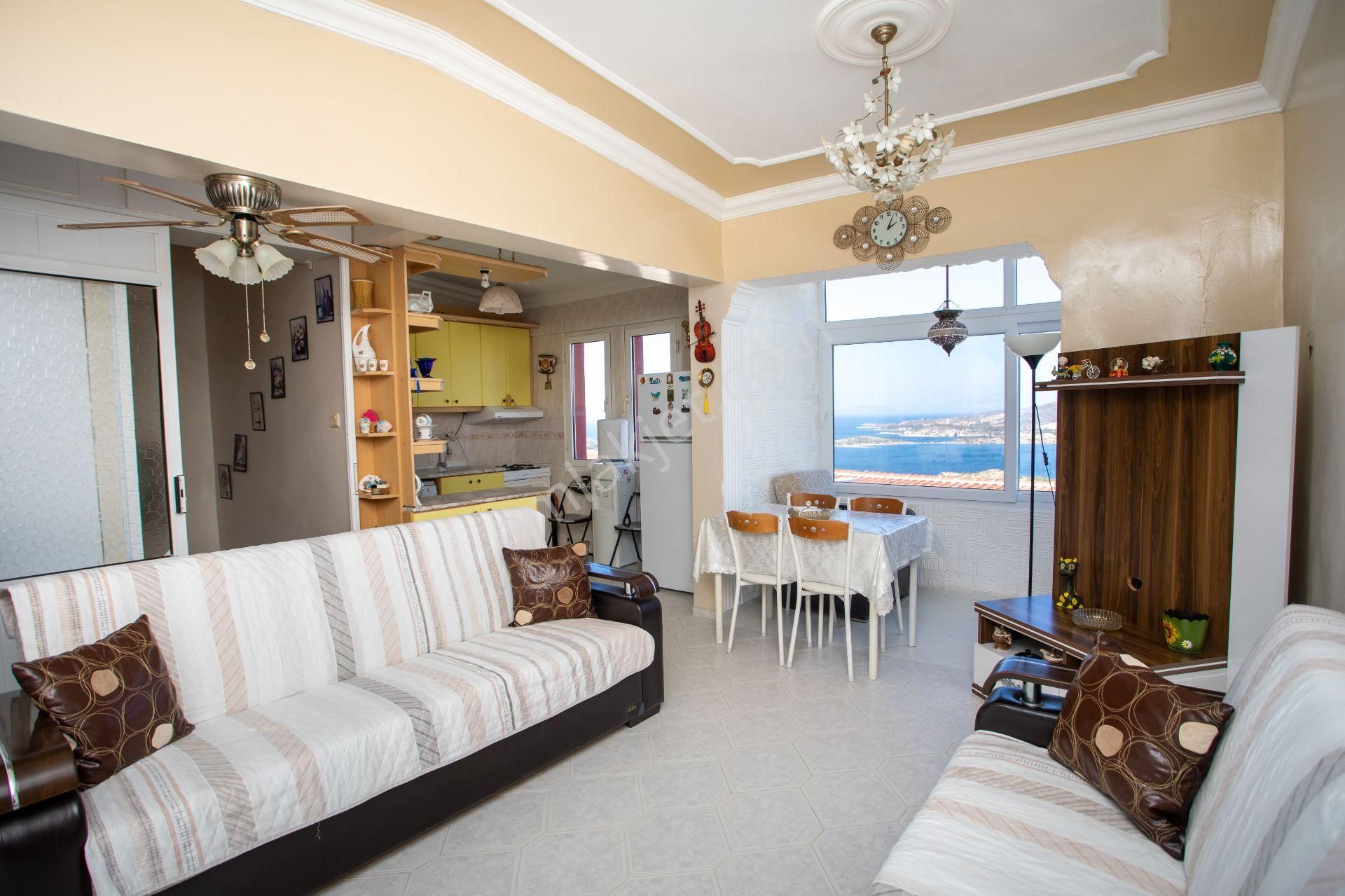 Foça Denizkent Sitesinde Satılık 2+1 Dubleks - Görsel 5