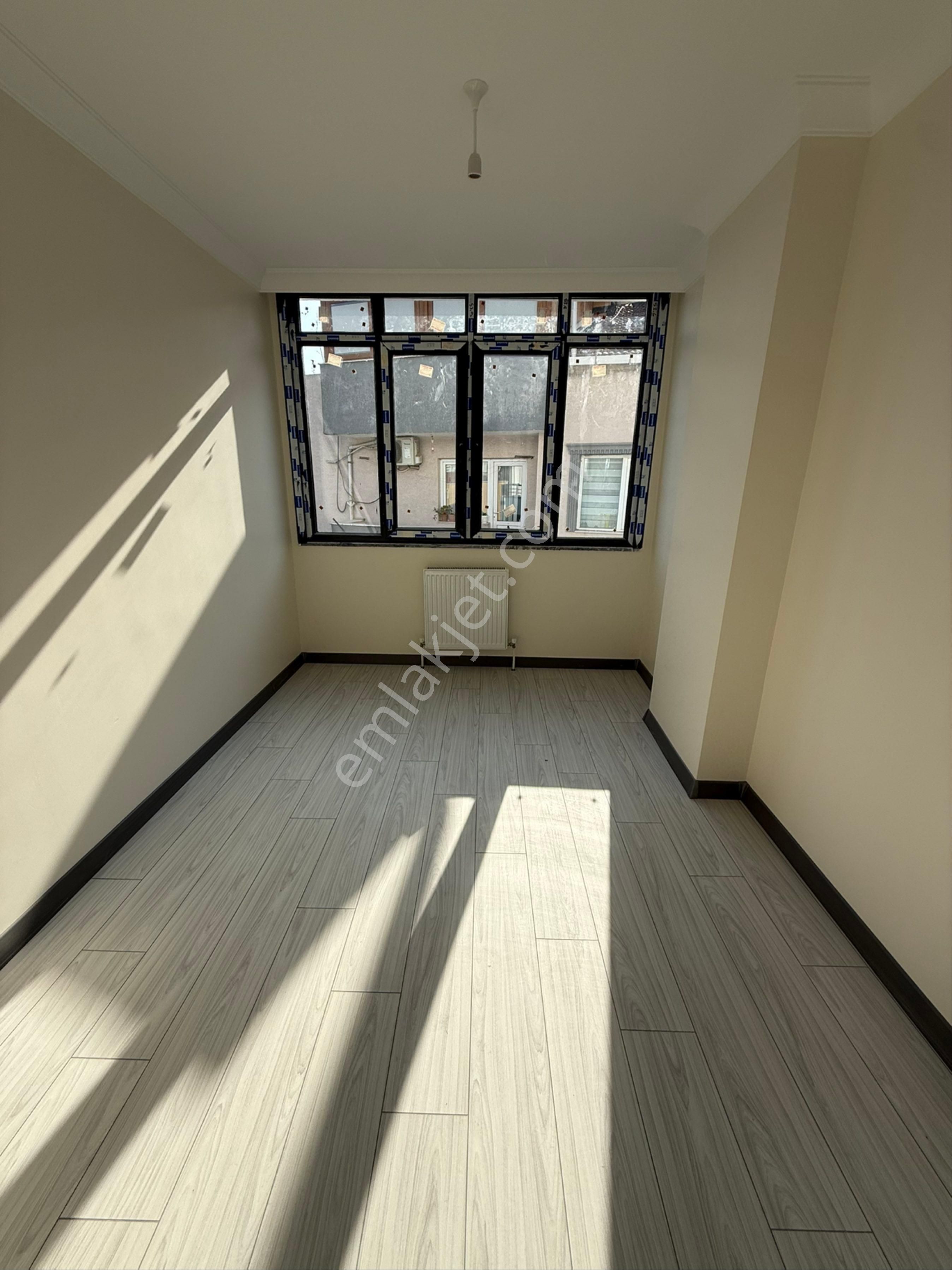 Çayırova Tıp Hastanesinin Dibinde 4+1 Asansörlü Lüks Daire - Görsel 7