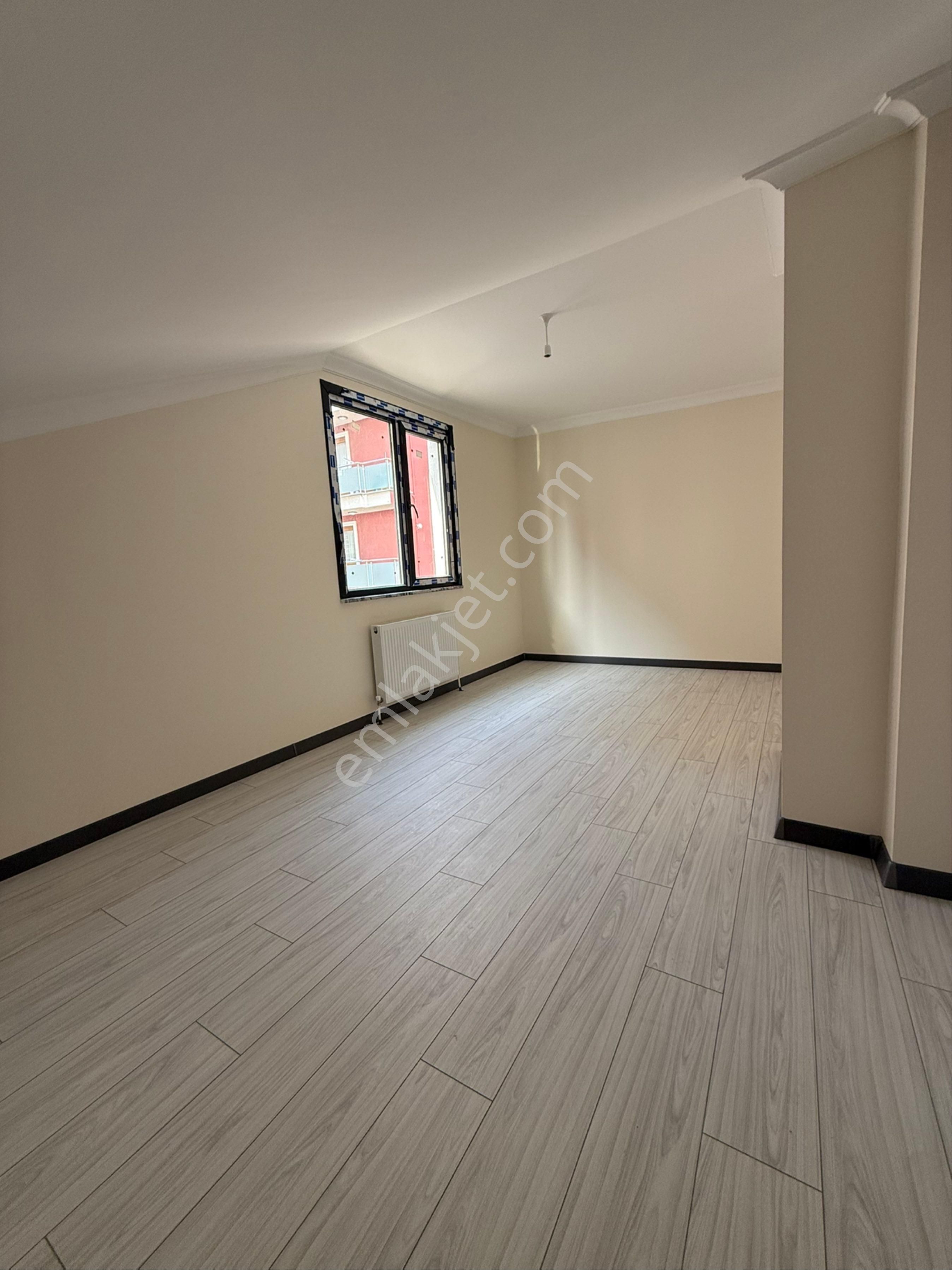 Çayırova Tıp Hastanesinin Dibinde 4+1 Asansörlü Lüks Daire - Görsel 13