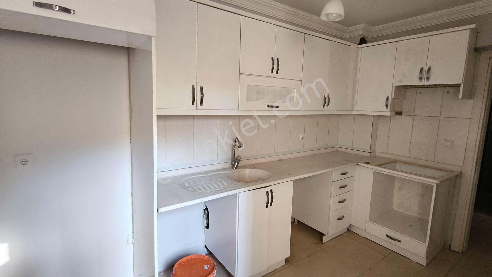 İzmir Torbalı Ayrancılar Merkezde Acill Satılık 3+1 Daire Y.giriş - Görsel 11