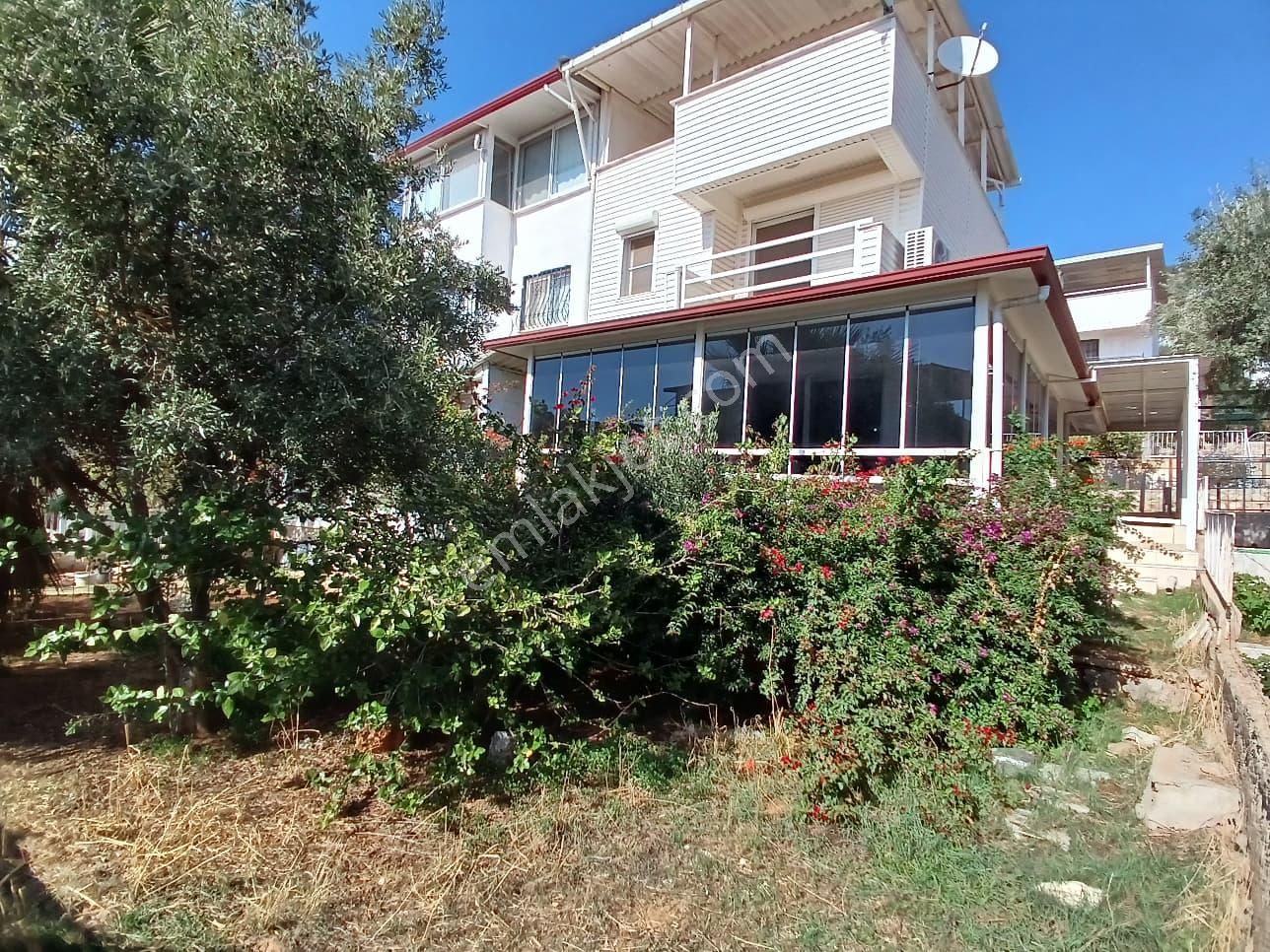 Denize Yürüme Mesafeli Muhteşem Deniz Manzaralı İkiz Villa - Görsel 3