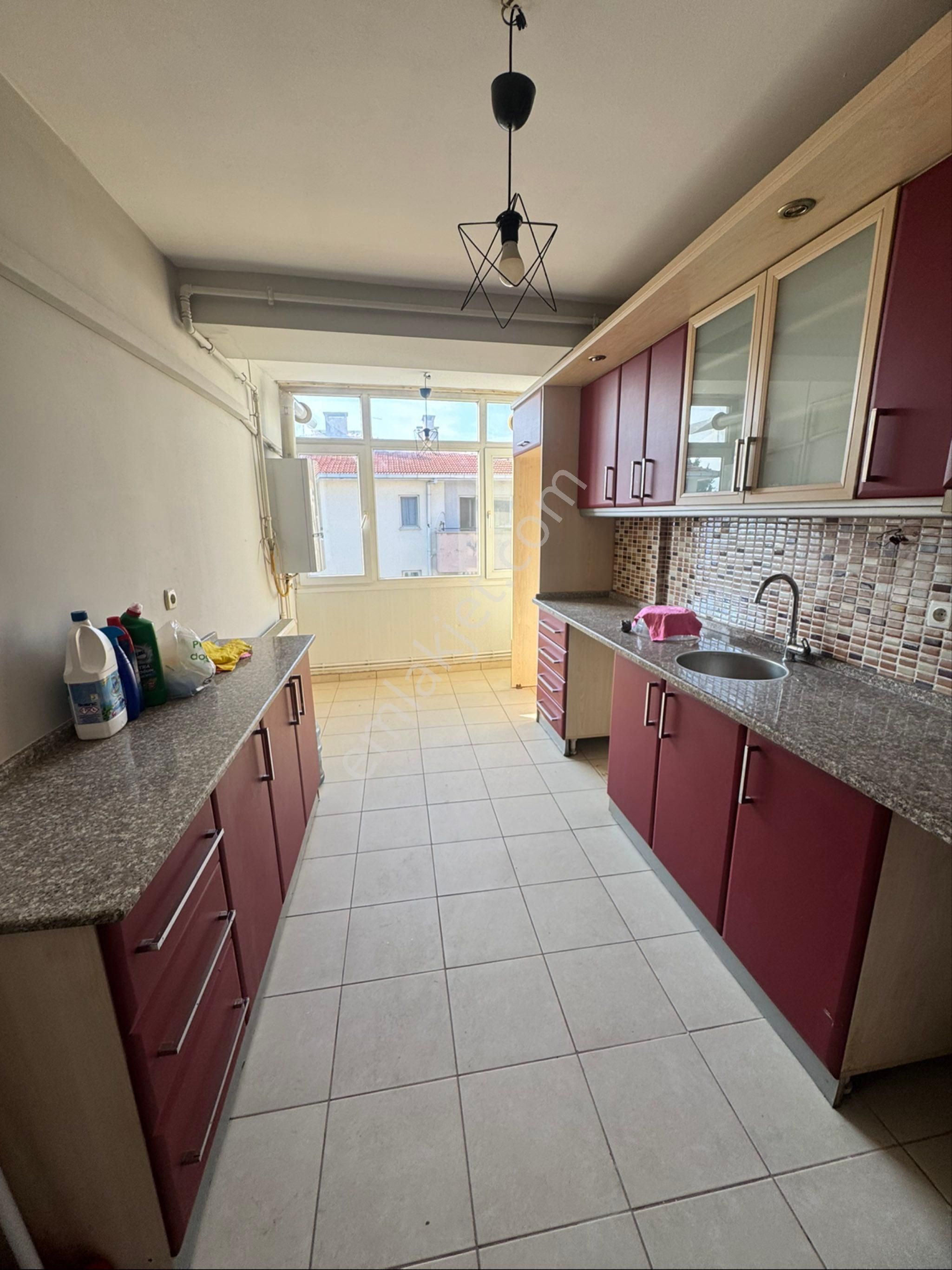 Kılıç Reis Parkı Karşısında İnönü Caddesi Yakını 3+1 Köşe Çift Cephe 135m2 Otoparklı Satılık Daire - Görsel 10