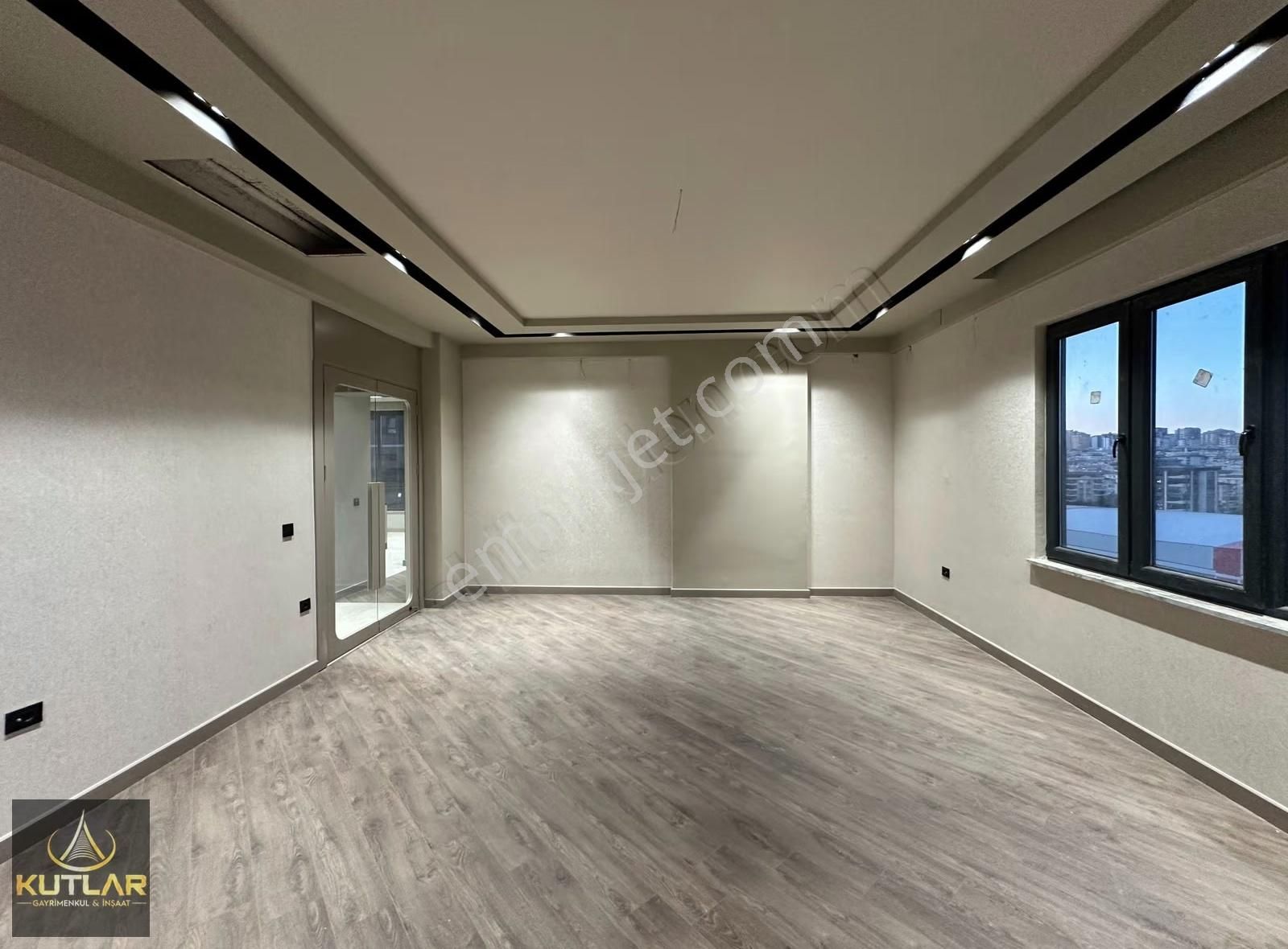 Kutlar'dan Metro Market Civarı Satılık Ultra Lüks 4+1 Daire. - Görsel 24