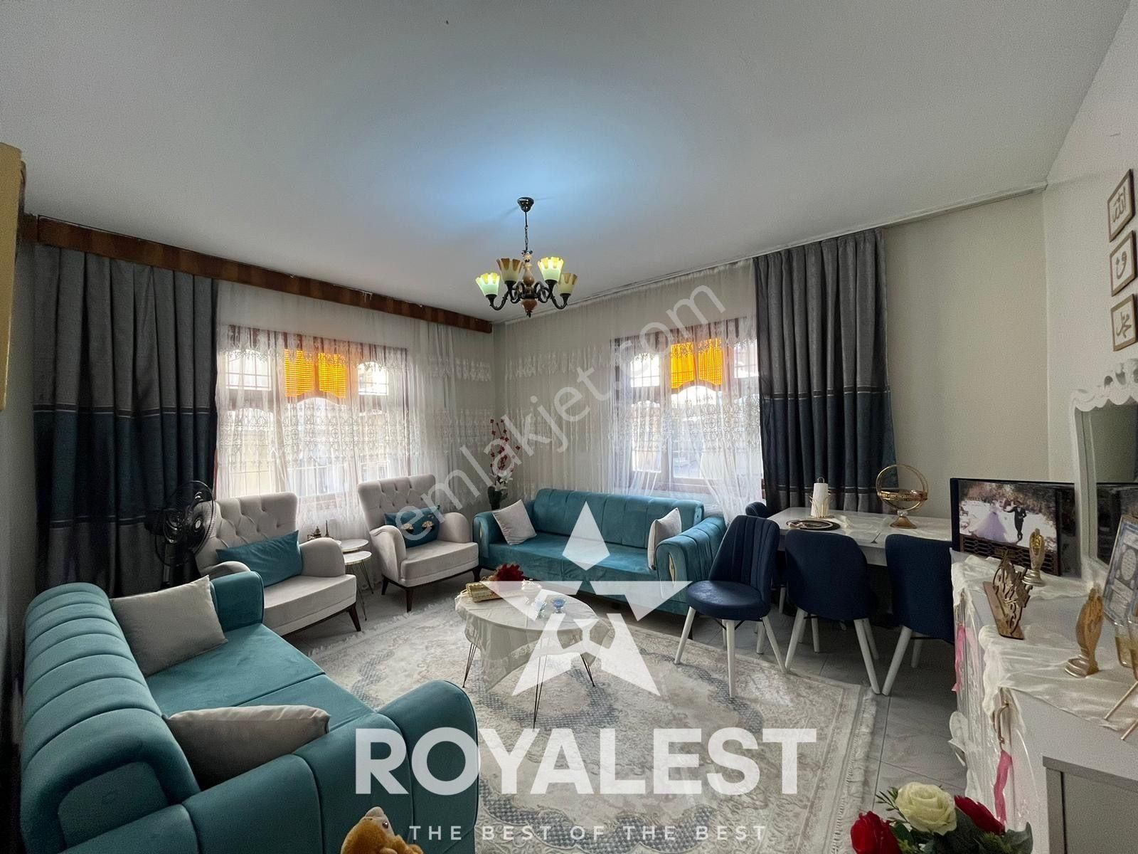 Royalest'ten Köşe Başı 3 Katlı Dükkanlı Fırsat Müstakil Bina - Görsel 8