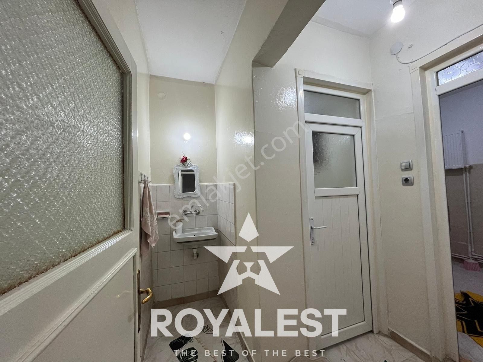 Royalest'ten Köşe Başı 3 Katlı Dükkanlı Fırsat Müstakil Bina - Görsel 5