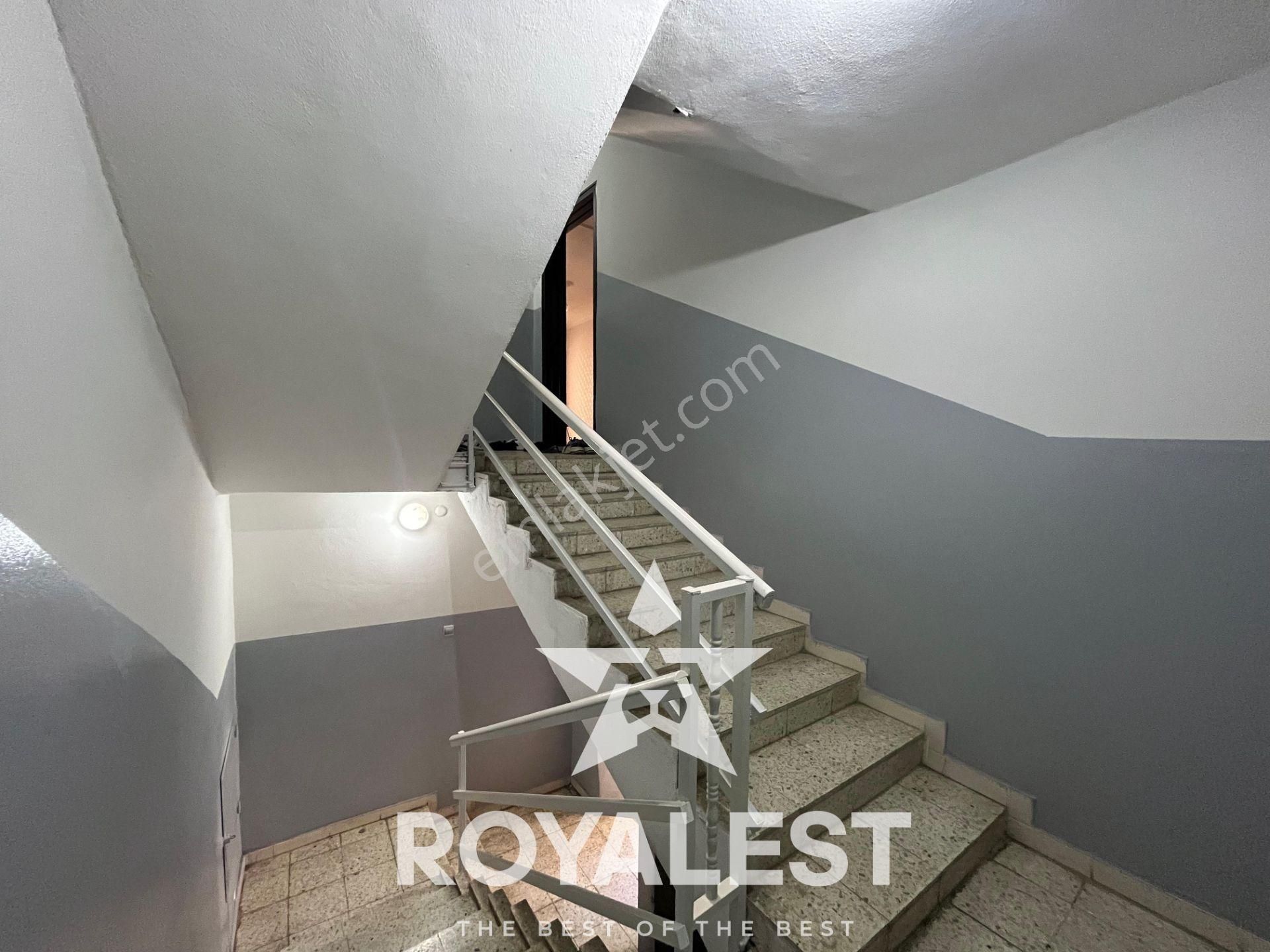 Royalest'ten Köşe Başı 3 Katlı Dükkanlı Fırsat Müstakil Bina - Görsel 25