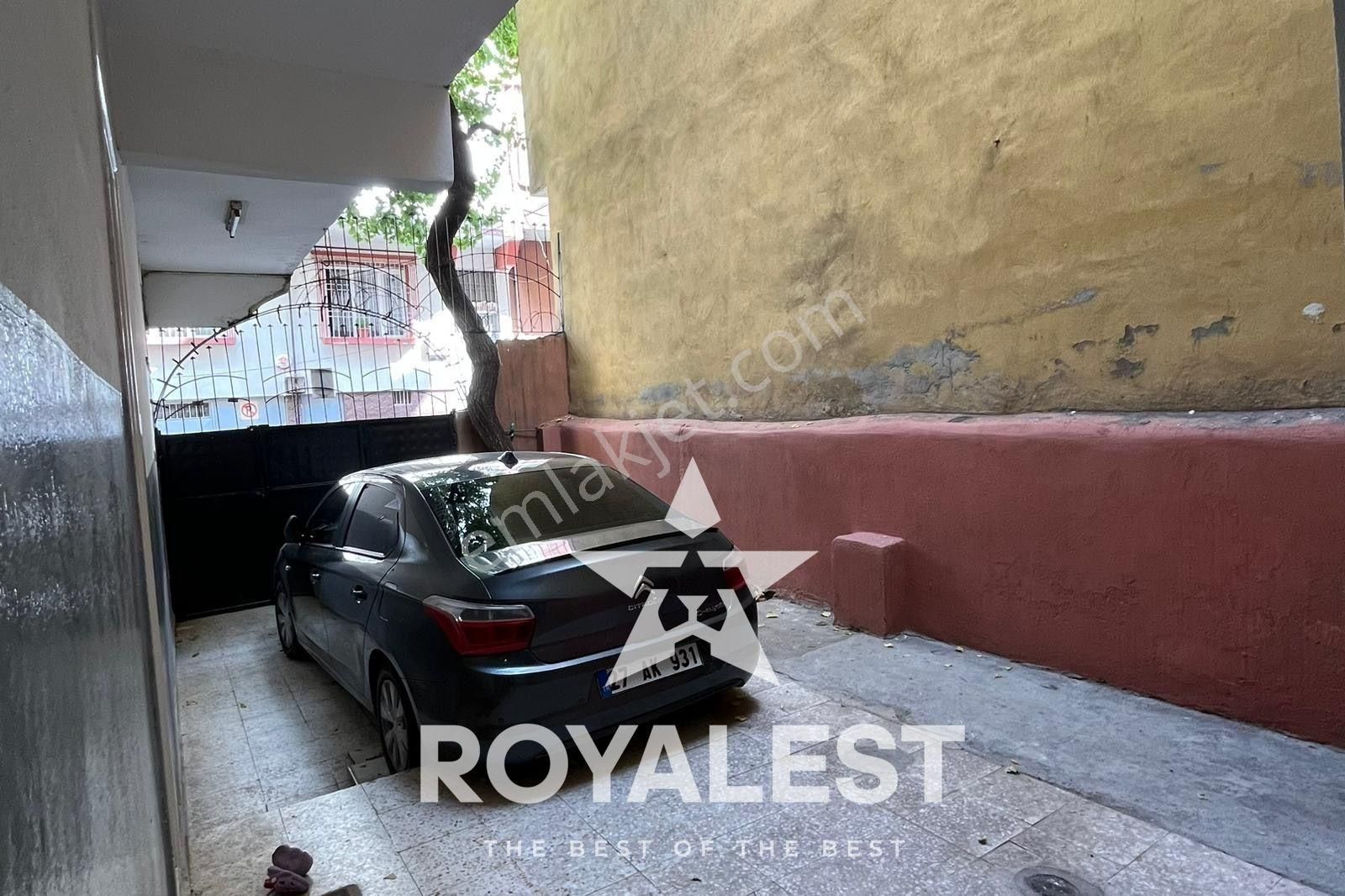 Royalest'ten Köşe Başı 3 Katlı Dükkanlı Fırsat Müstakil Bina - Görsel 19