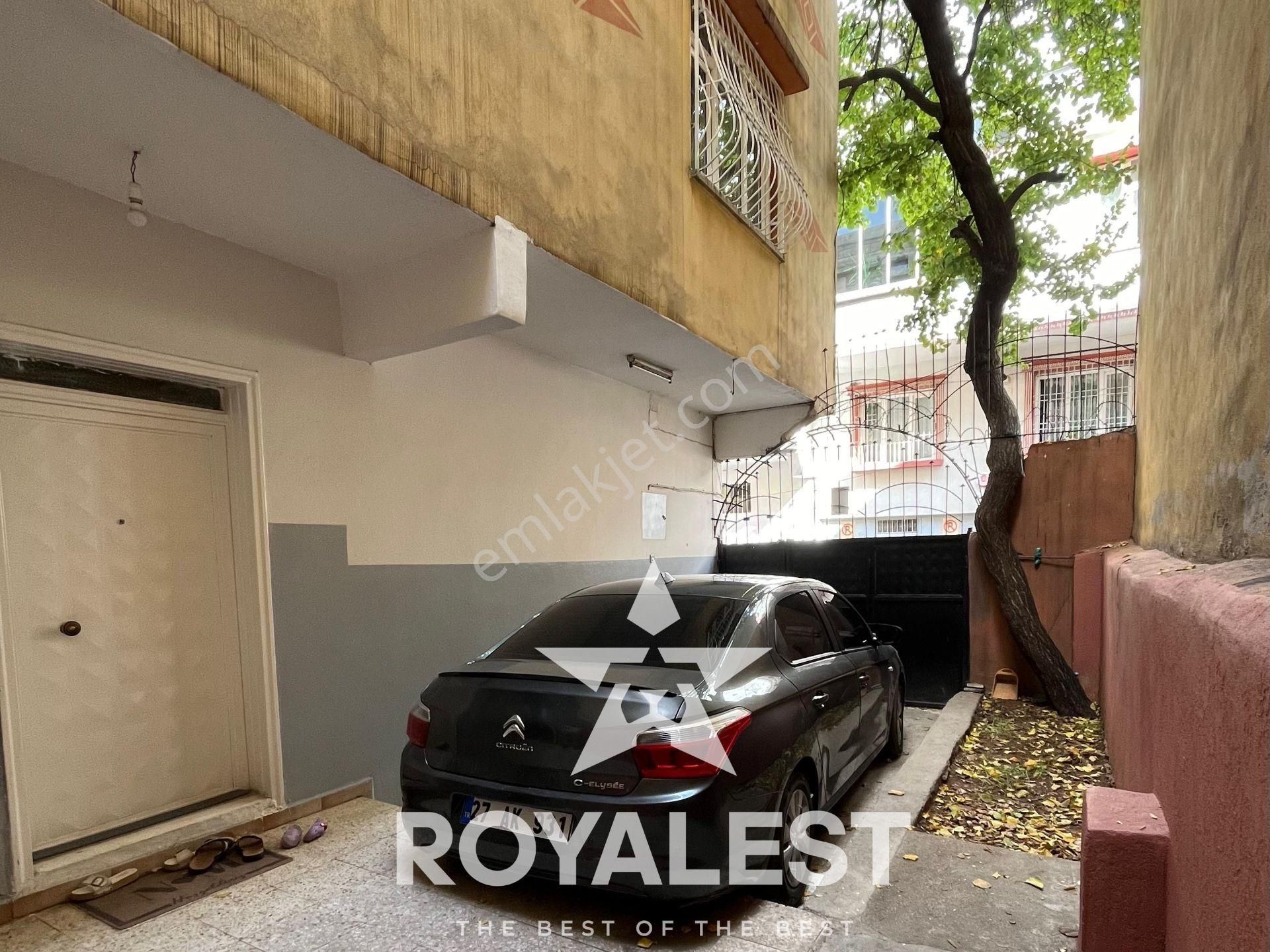 Royalest'ten Köşe Başı 3 Katlı Dükkanlı Fırsat Müstakil Bina - Görsel 18