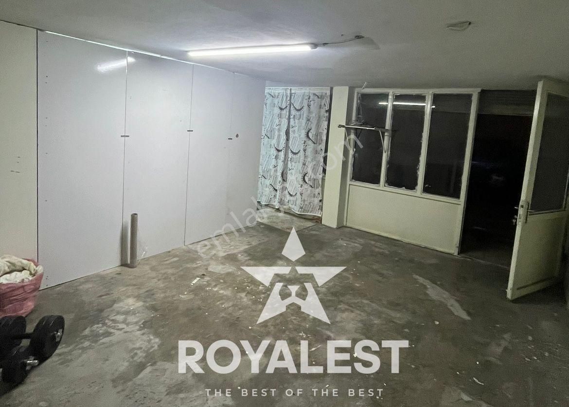 Royalest'ten Köşe Başı 3 Katlı Dükkanlı Fırsat Müstakil Bina - Görsel 17