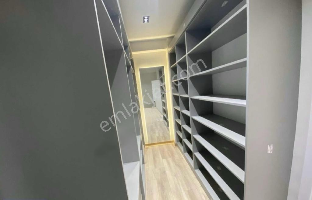 Çamlıca Mahallesinde 3+1 Giyinme Odalı Satılık Daire - Görsel 25